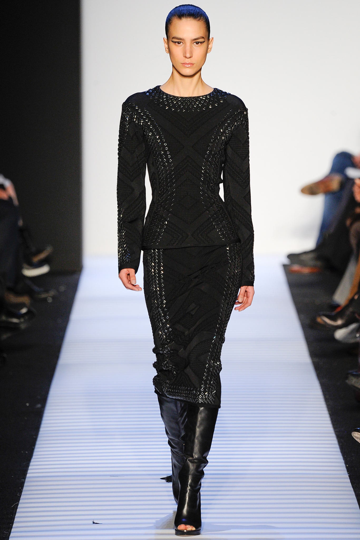 Hervé Léger by Max Azria F/W 14 Look 19