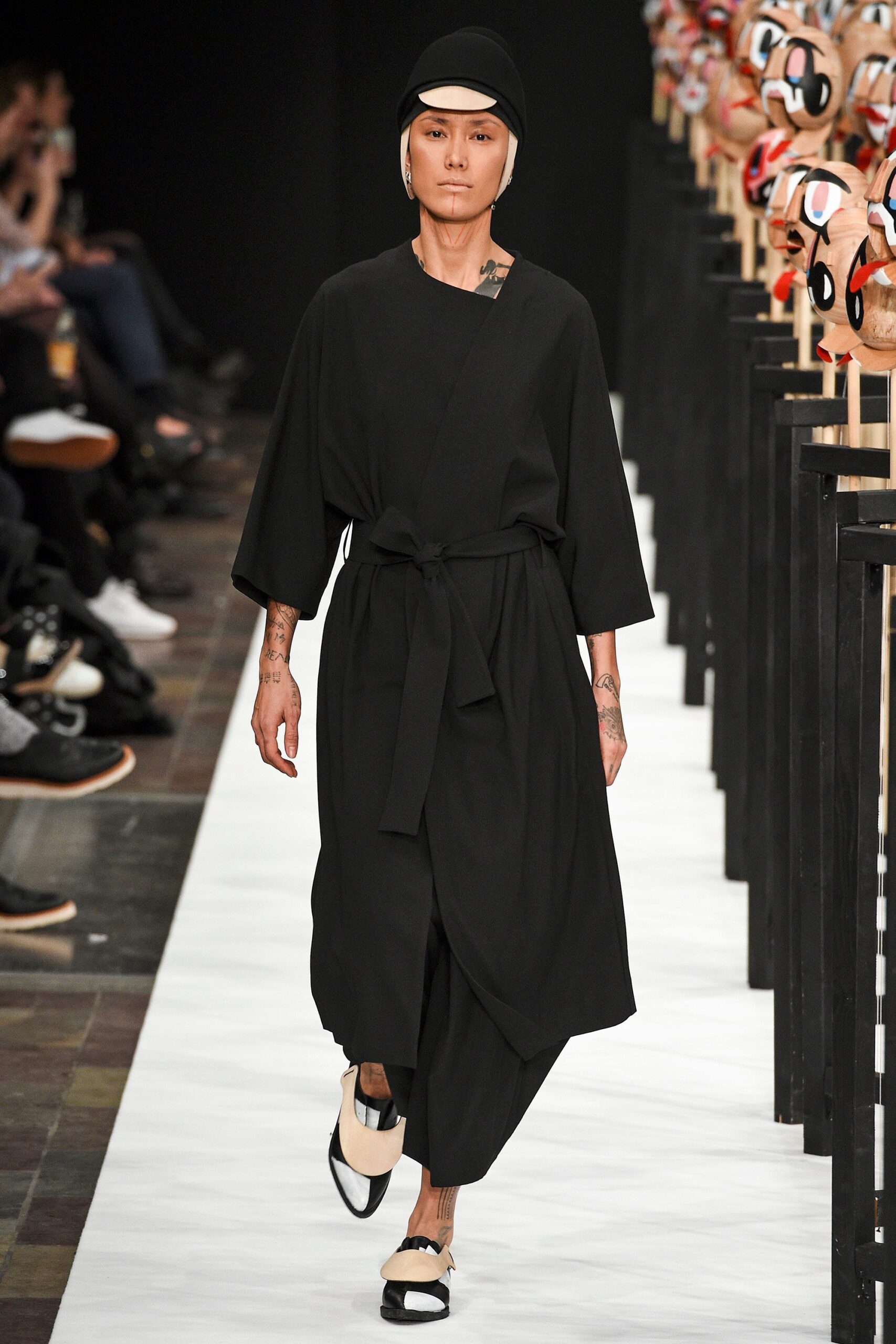 Henrik Vibskov Copenhagen F/W 16 Look 2