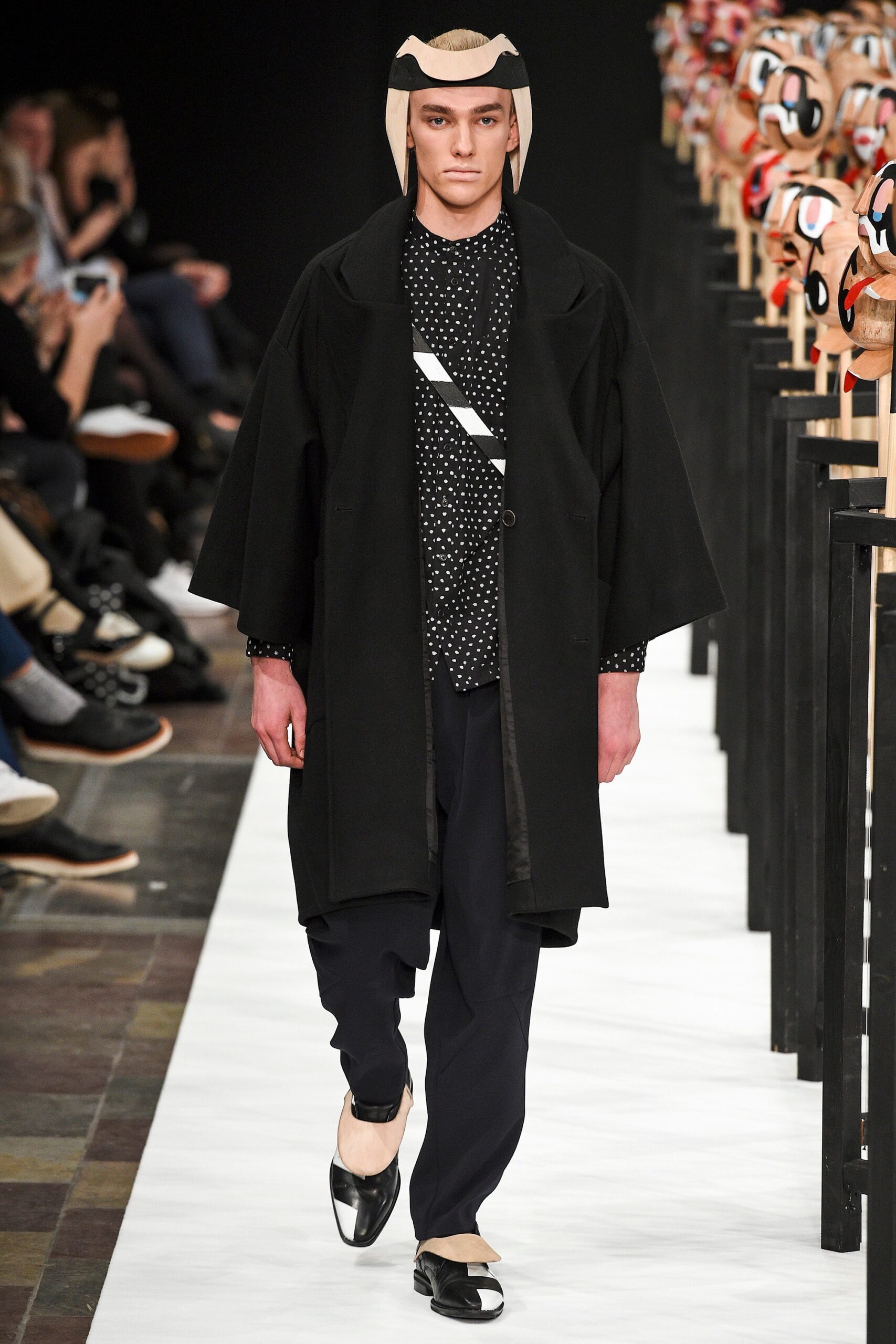 Henrik Vibskov Copenhagen F/W 16 Look 6