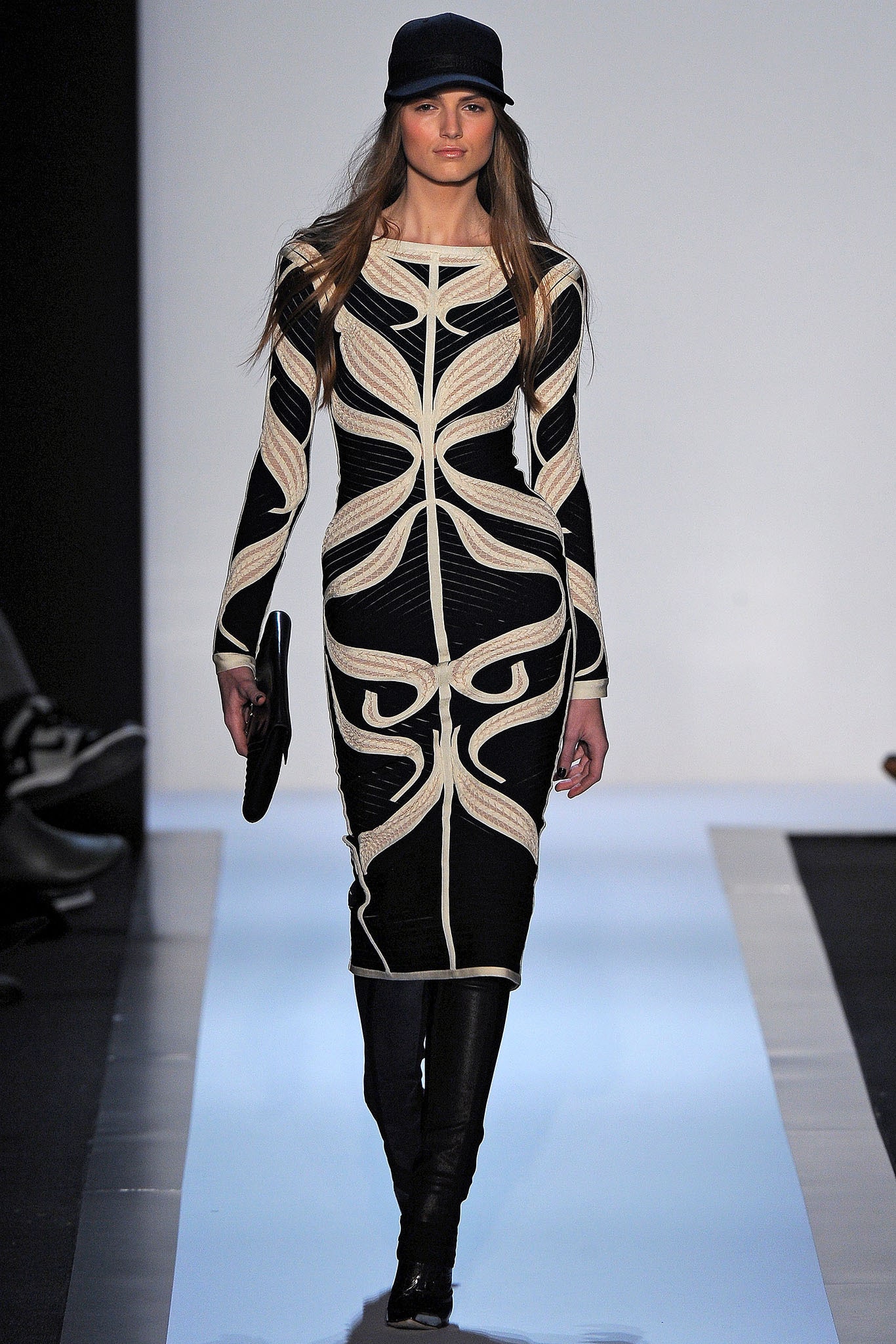 Hervé Léger by Max Azria Fall 2013 Ready-to-Wear