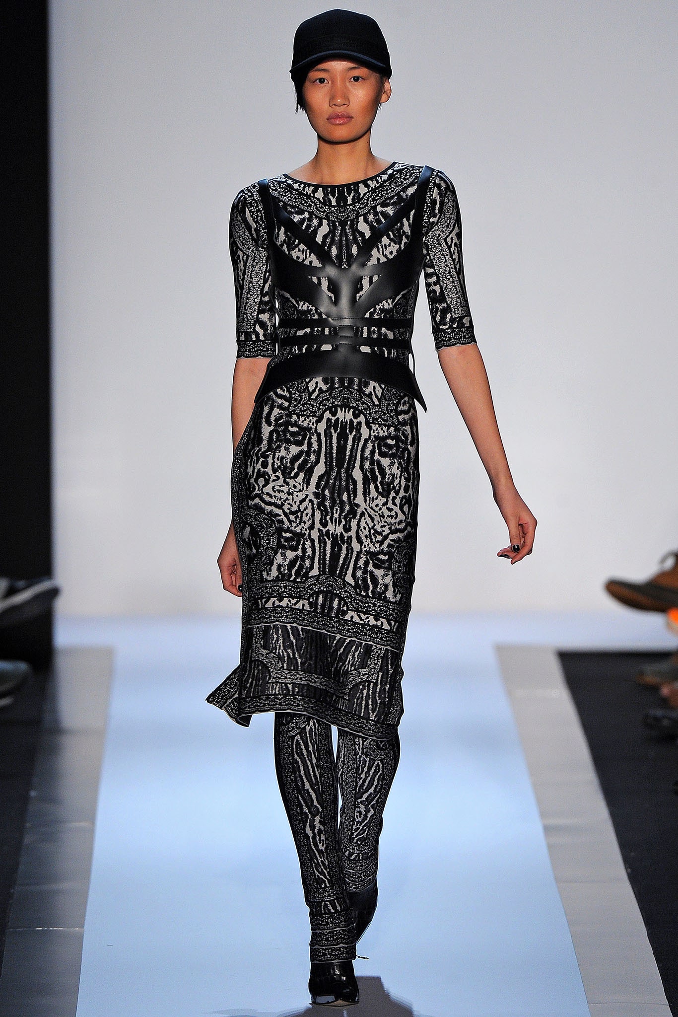 Hervé Léger by Max Azria F/W 13 Look 14