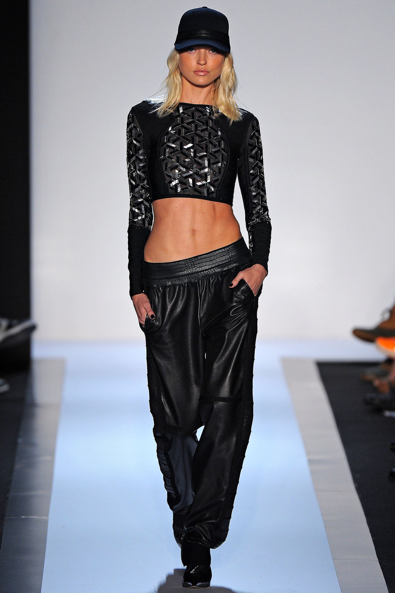 Hervé Léger by Max Azria F/W 13 Look 22