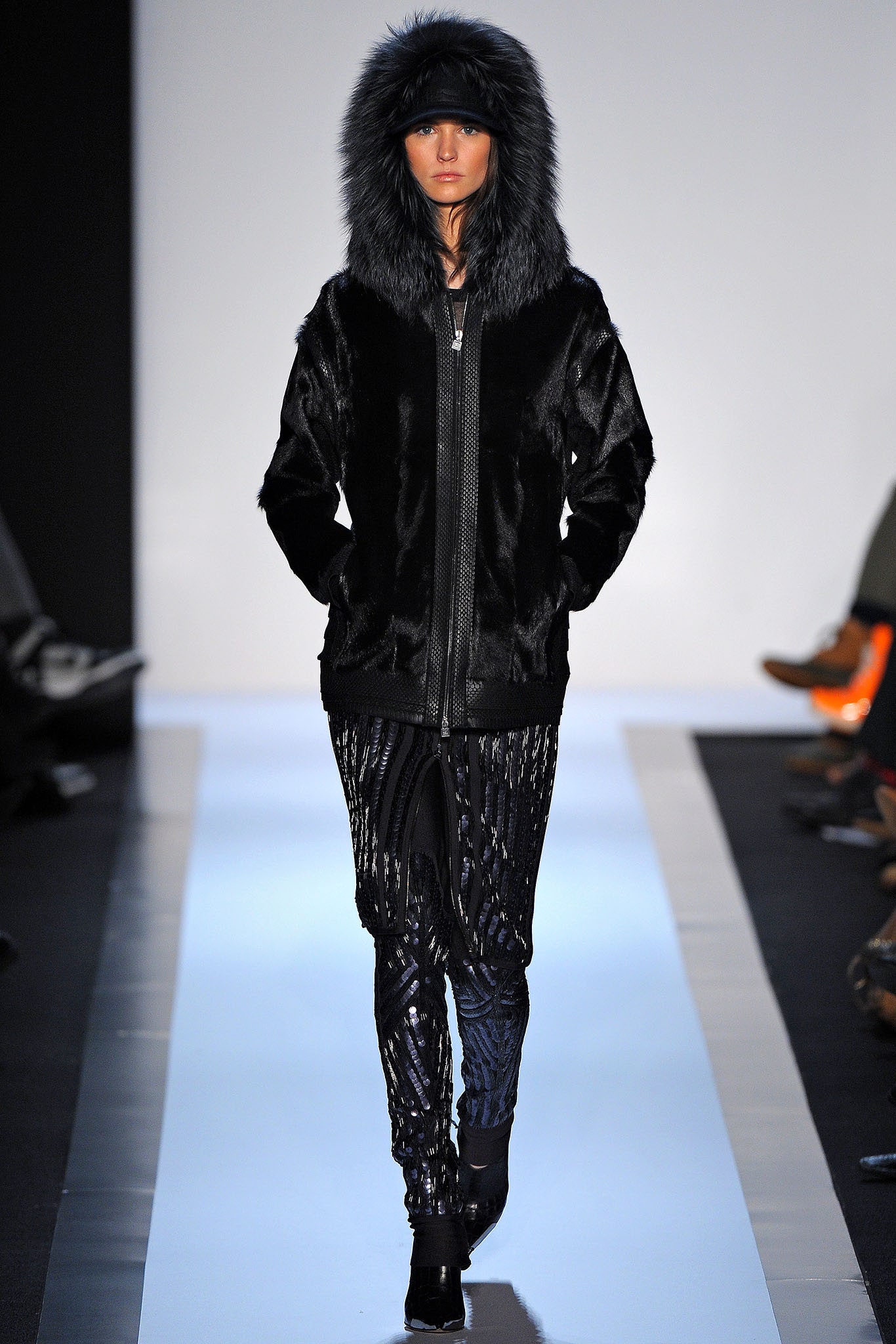 Hervé Léger by Max Azria F/W 13 Look 27