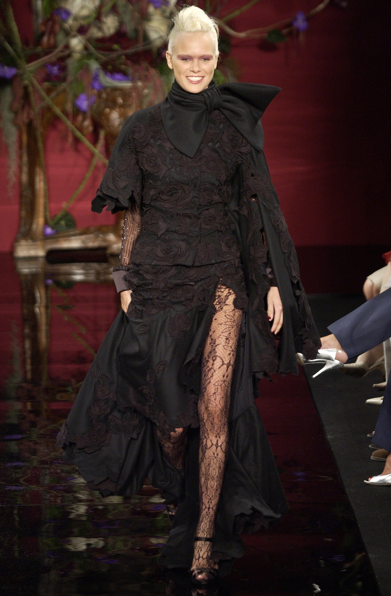 Givenchy F/W 03 Couture Look 6