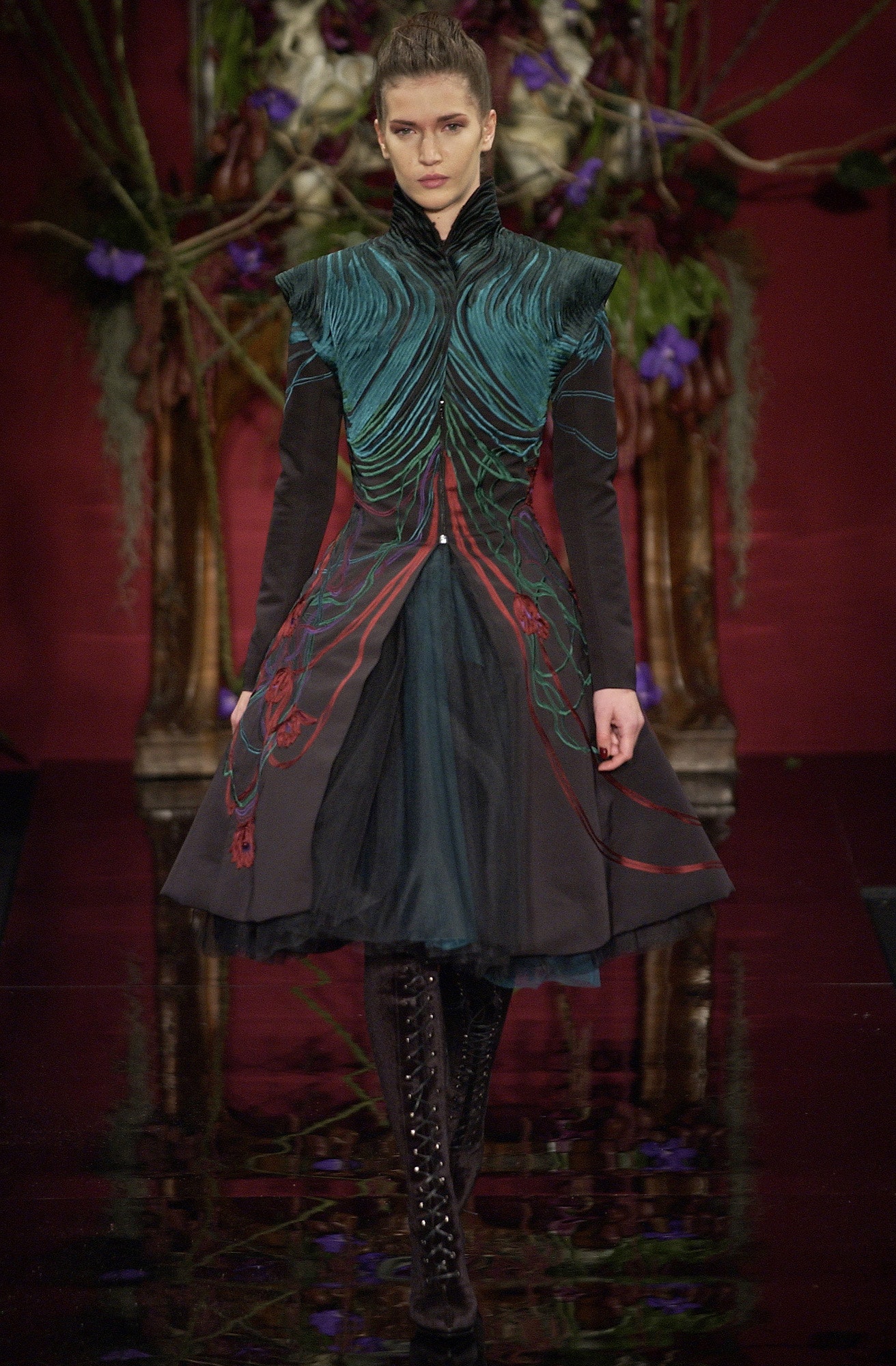 Givenchy F/W 03 Couture Look 20