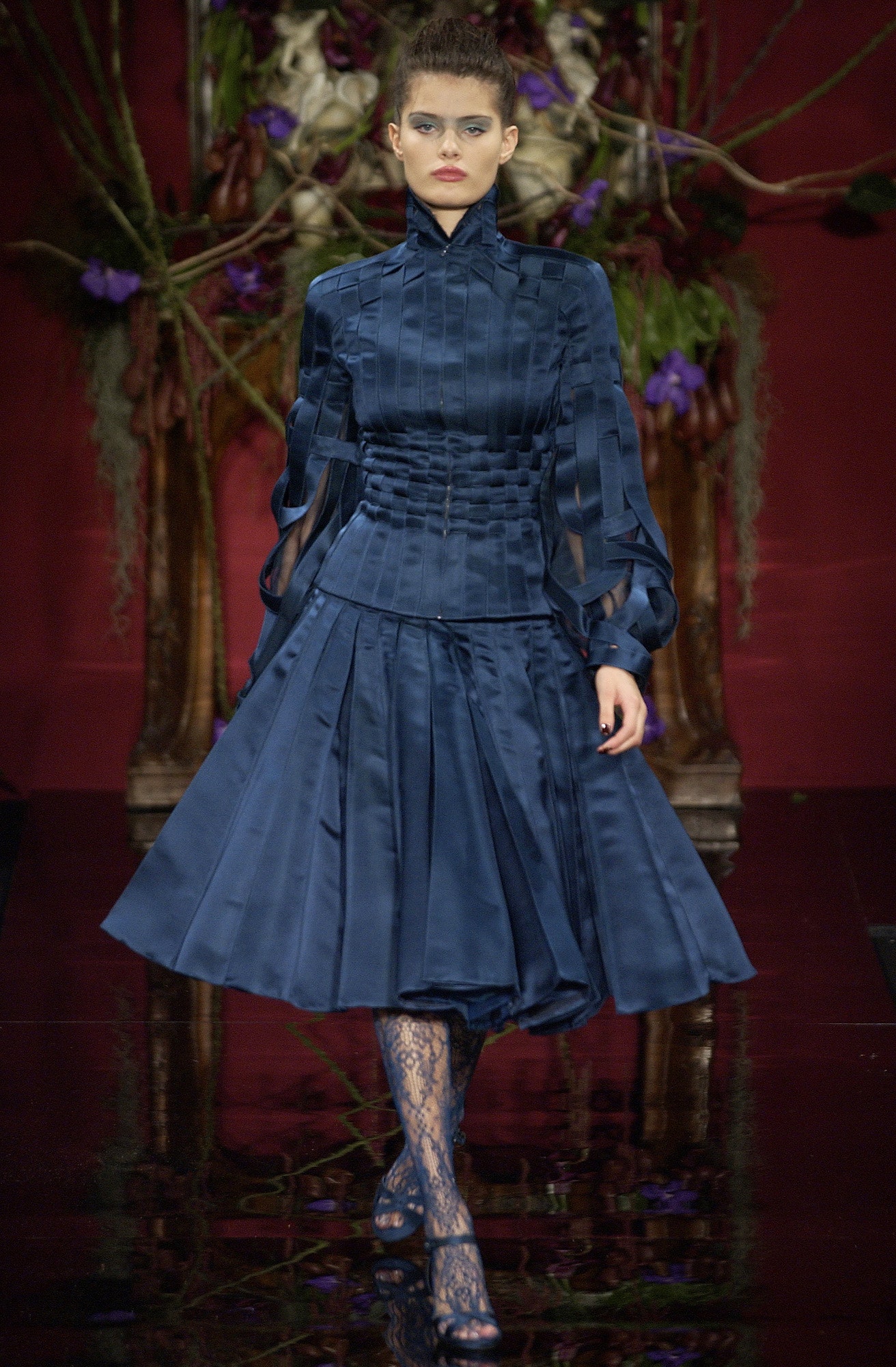 Givenchy F/W 03 Couture Look 22