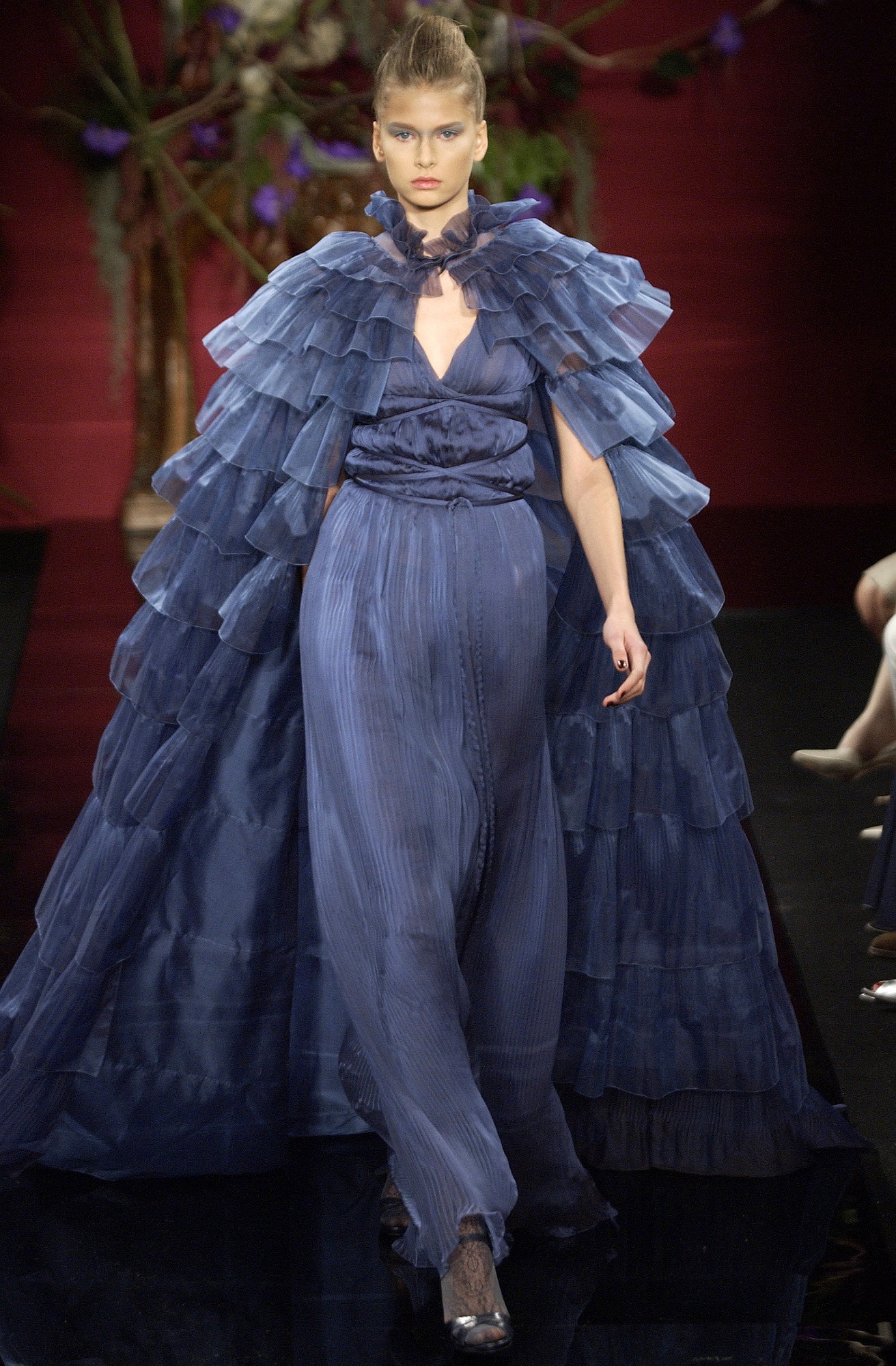 Givenchy F/W 03 Couture Look 29