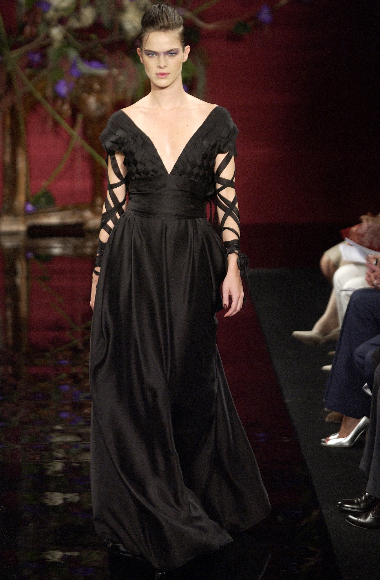Givenchy F/W 03 Couture Look 30