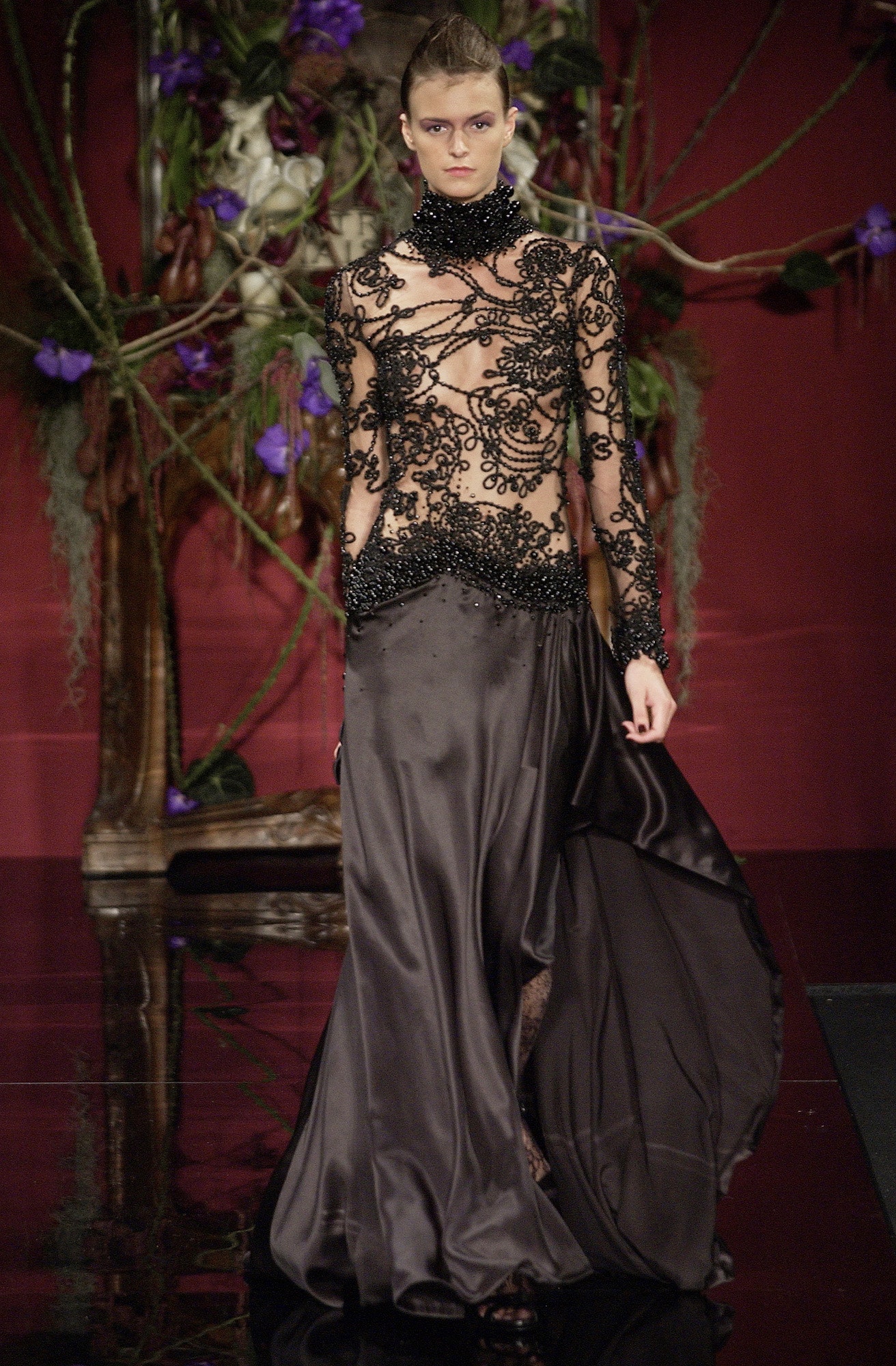 Givenchy F/W 03 Couture Look 35