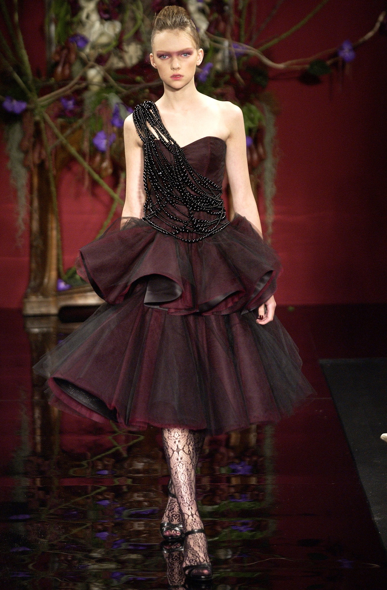 Givenchy F/W 03 Couture Look 37