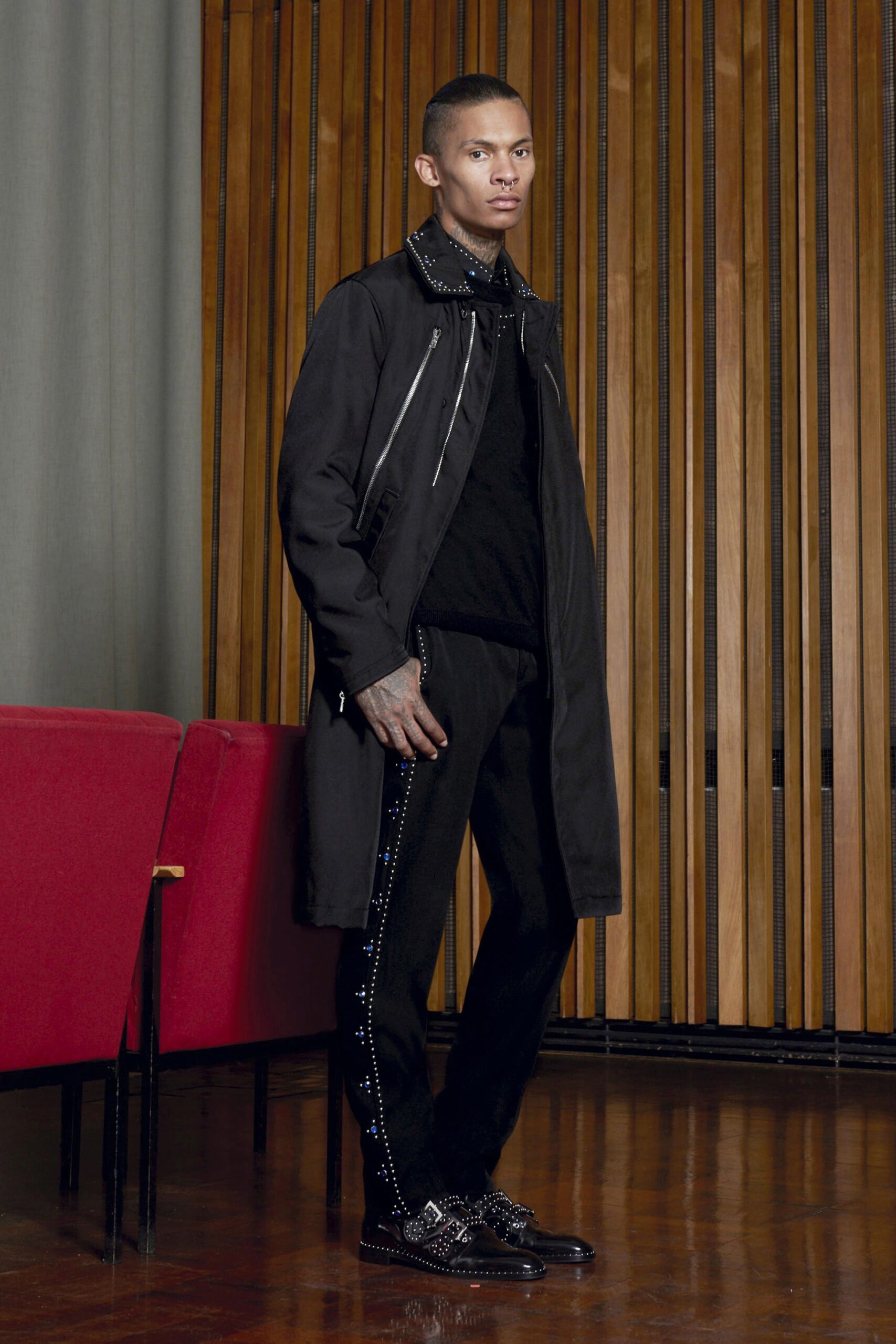 Givenchy F/W 16 Look 40