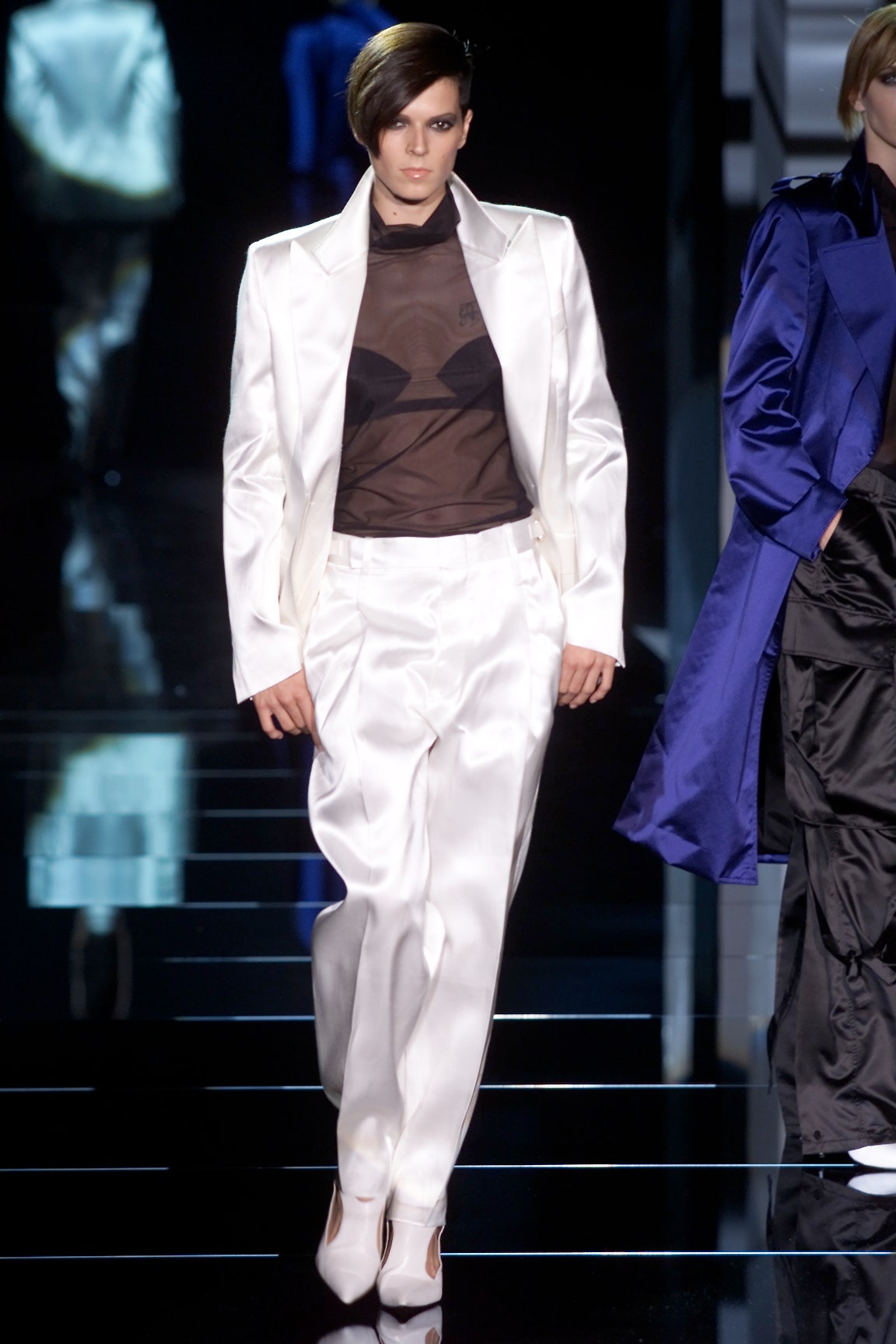 Gucci S/S 01 Look 6