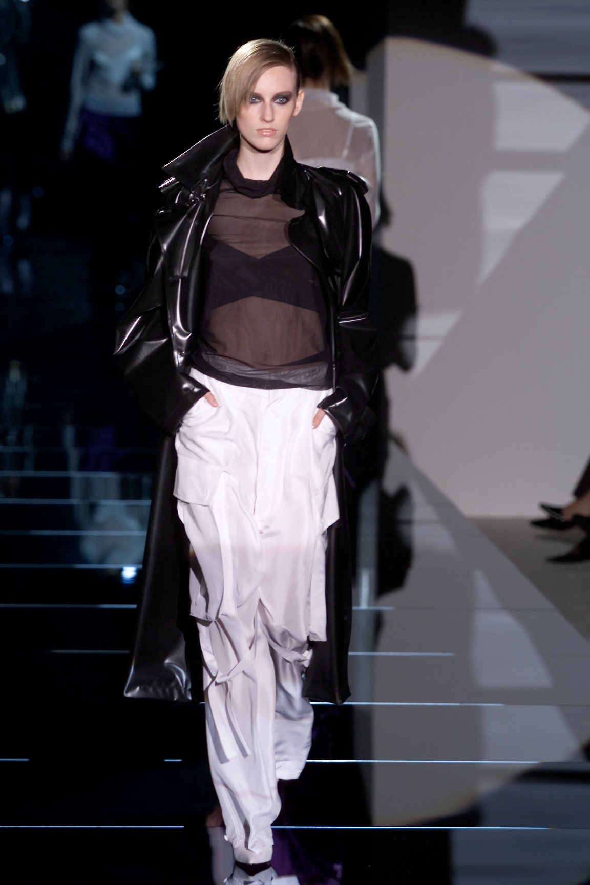 Gucci S/S 01 Look 8