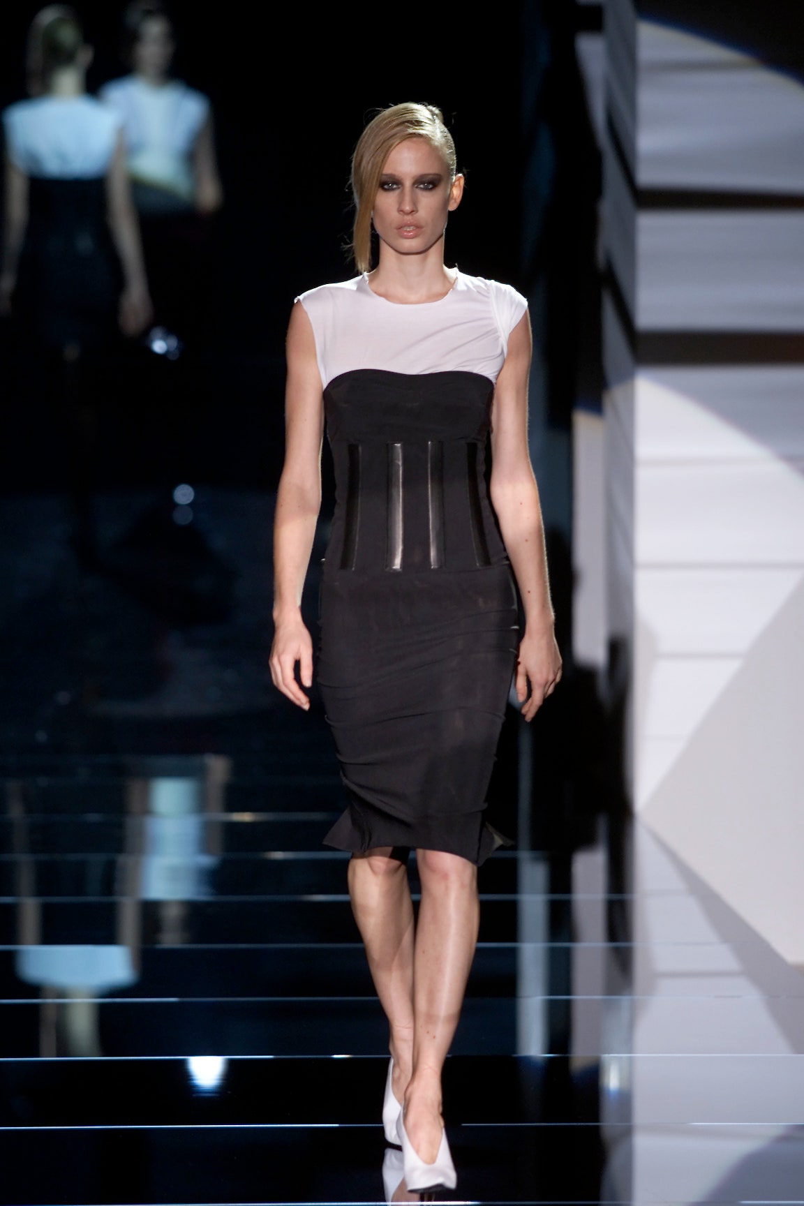 Gucci S/S 01 Look 24