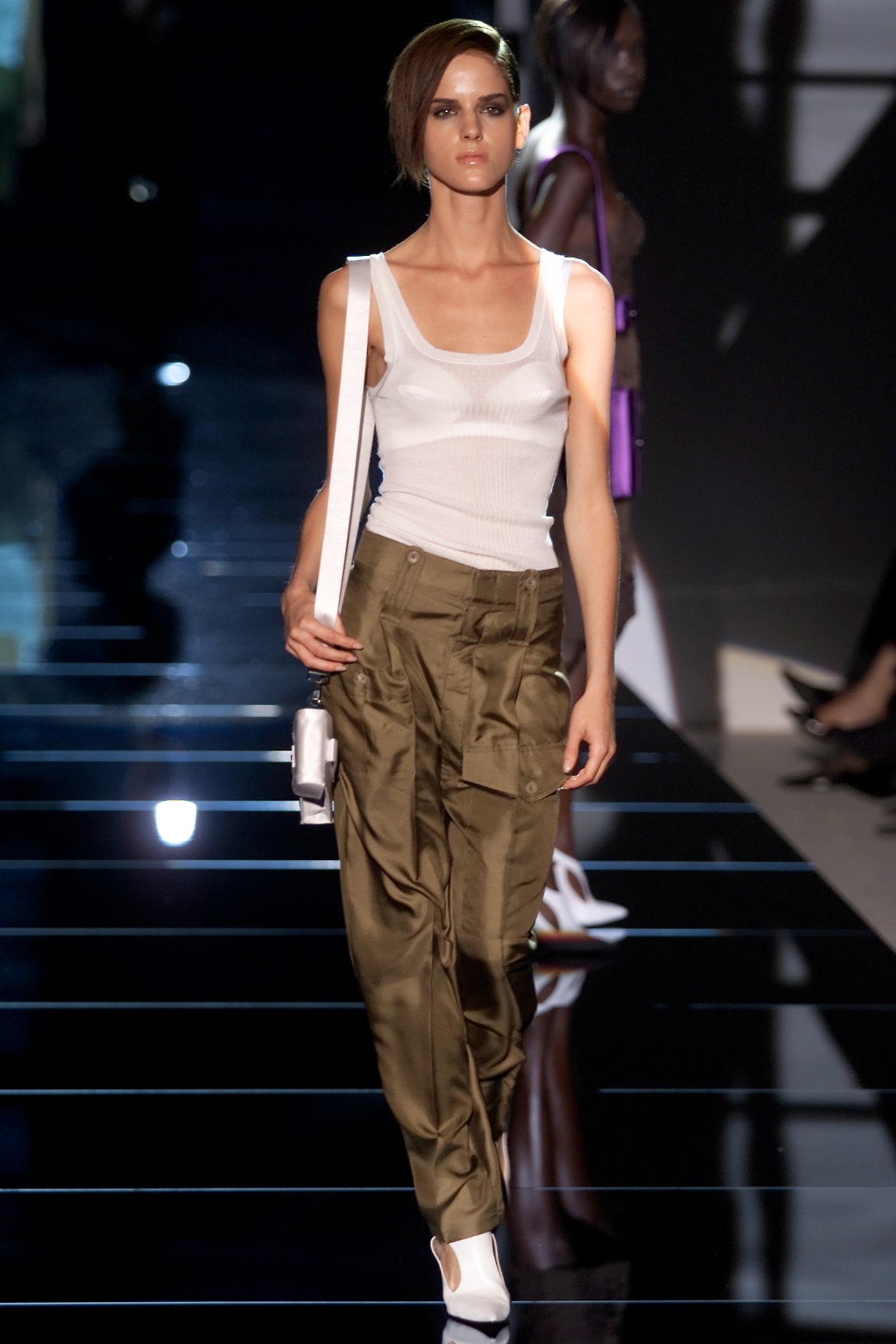 Gucci S/S 01 Look 29