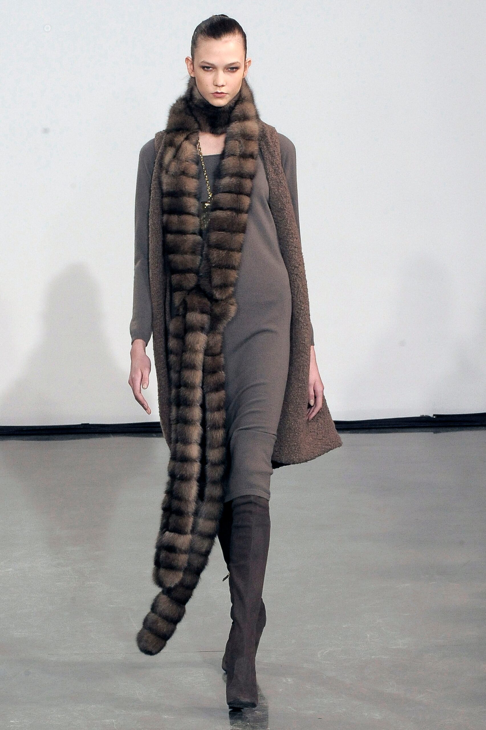 Halston F/W 08 Look 2