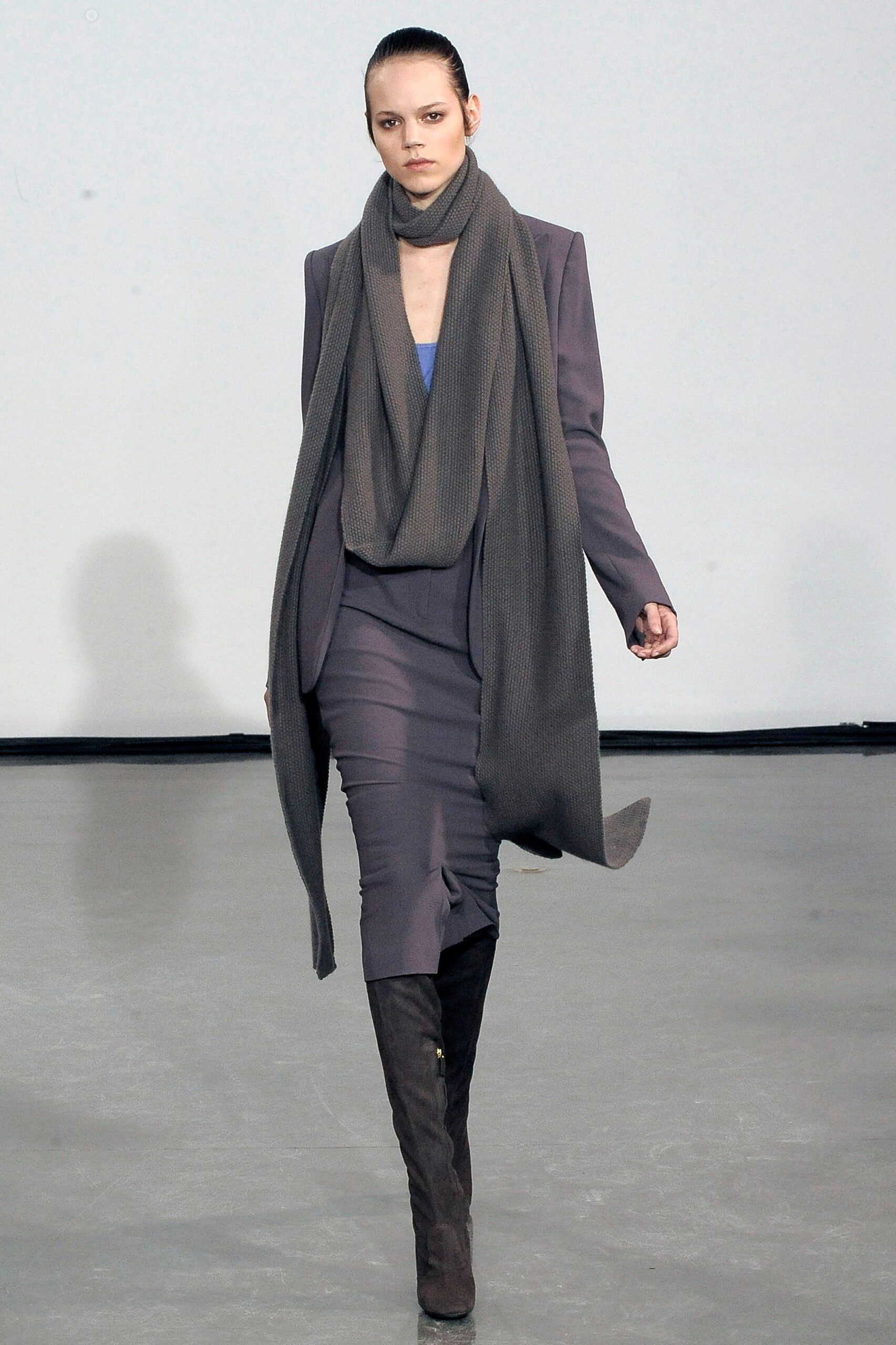 Halston F/W 08 Look 7
