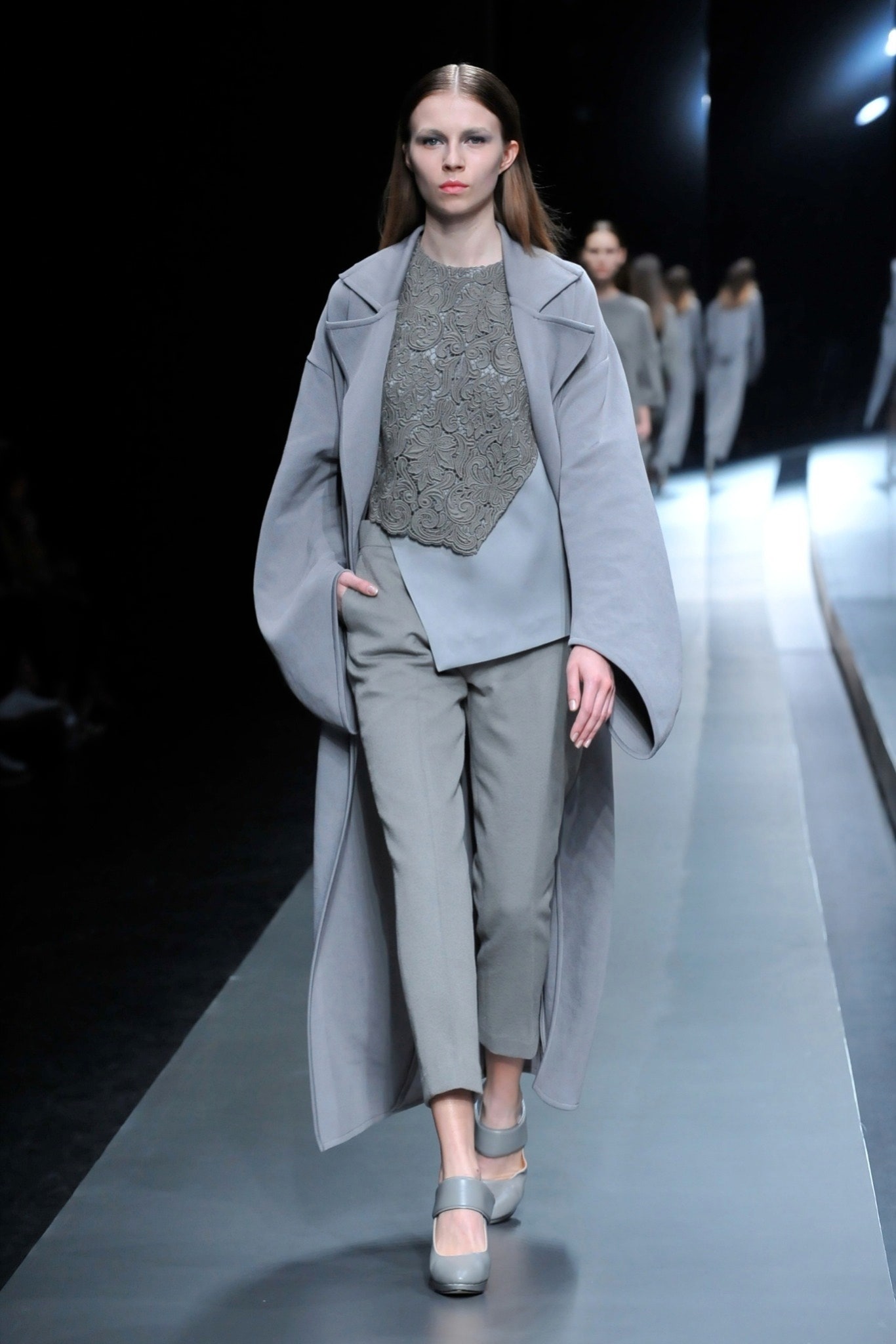 Hanae Mori Manuscrit Tokyo F/W 15 Look 7