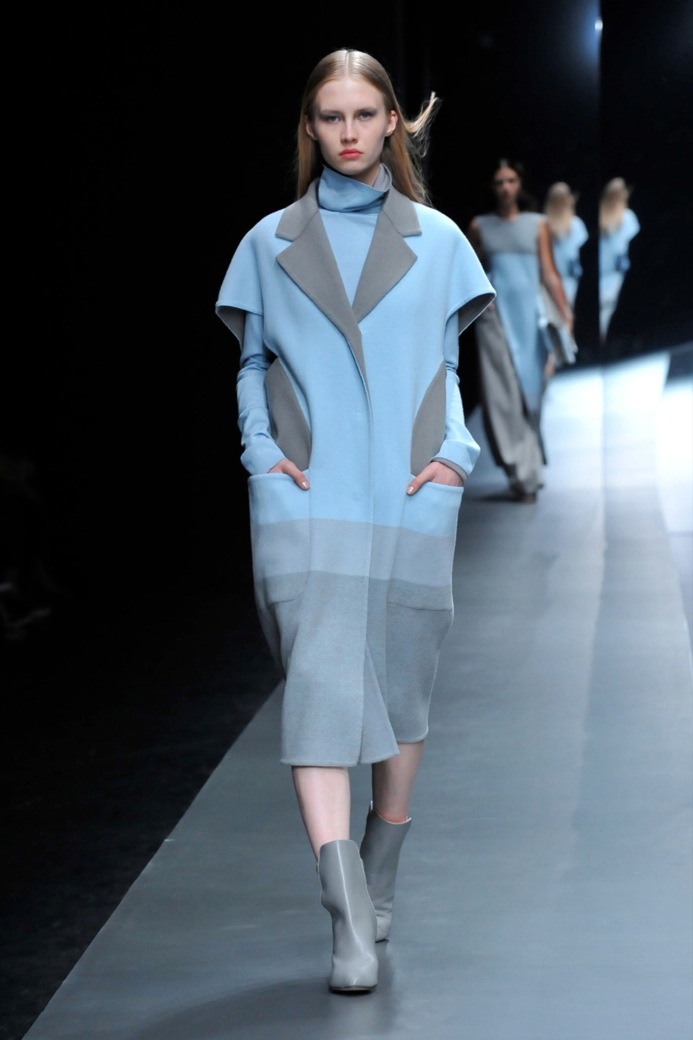 Hanae Mori Manuscrit Tokyo F/W 15 Look 16