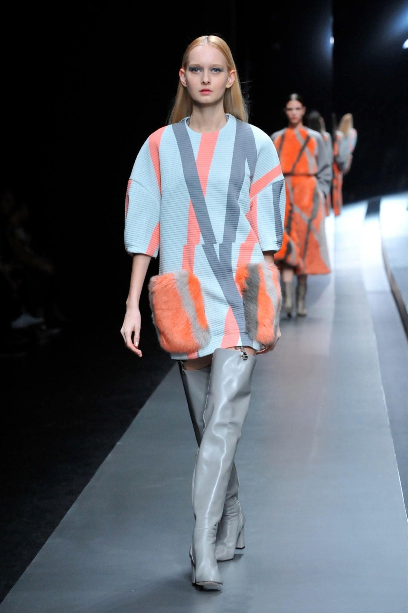 Hanae Mori Manuscrit Tokyo F/W 15 Look 33