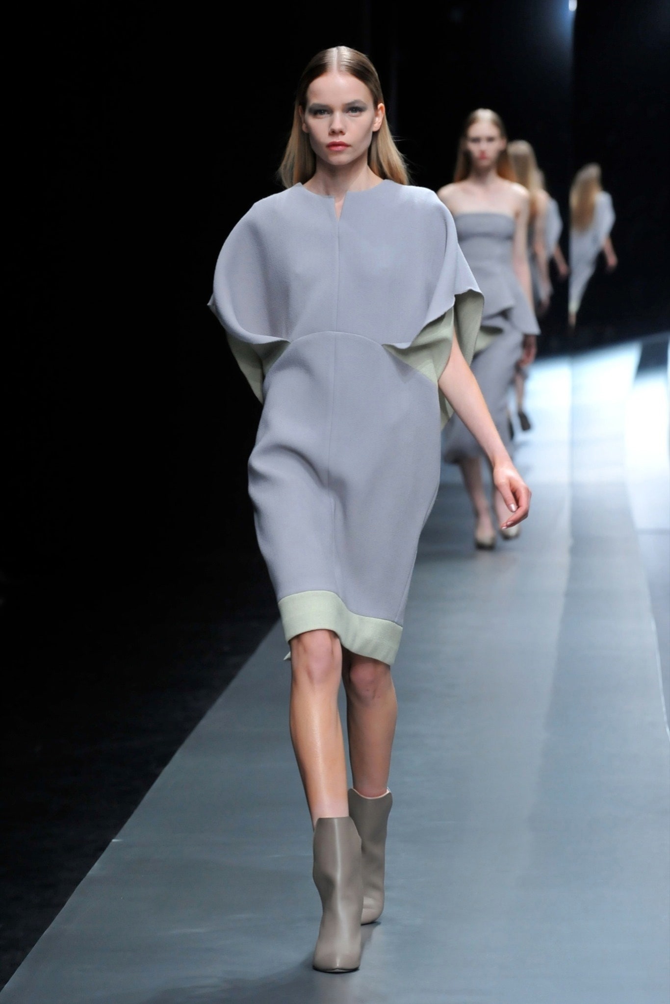 Hanae Mori Manuscrit Tokyo F/W 15 Look 39