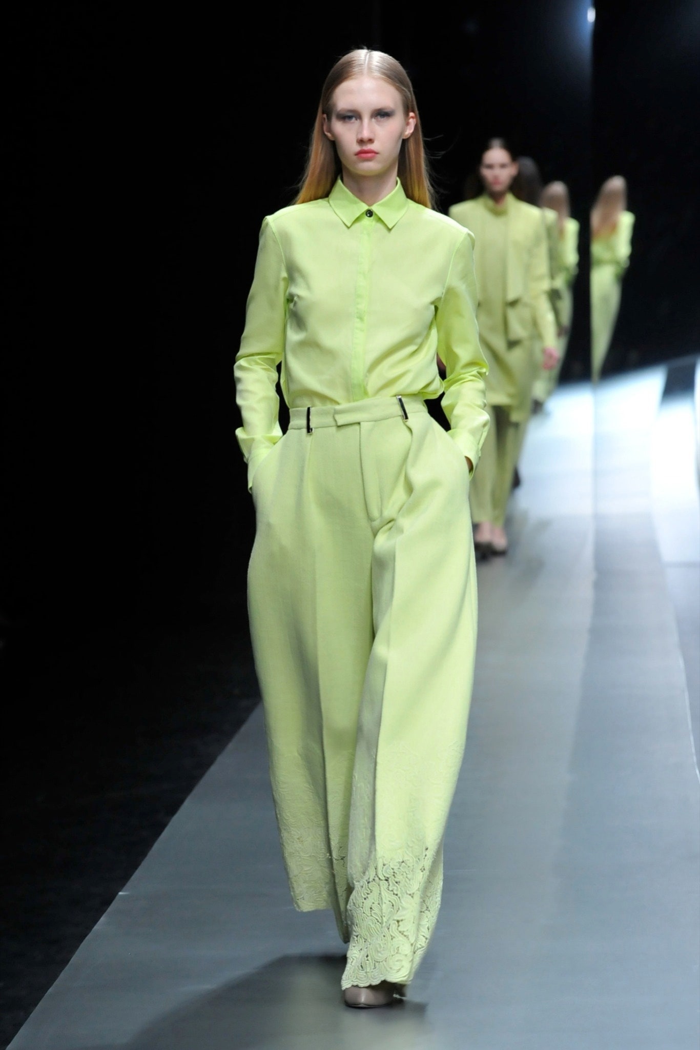Hanae Mori Manuscrit Tokyo F/W 15 Look 54