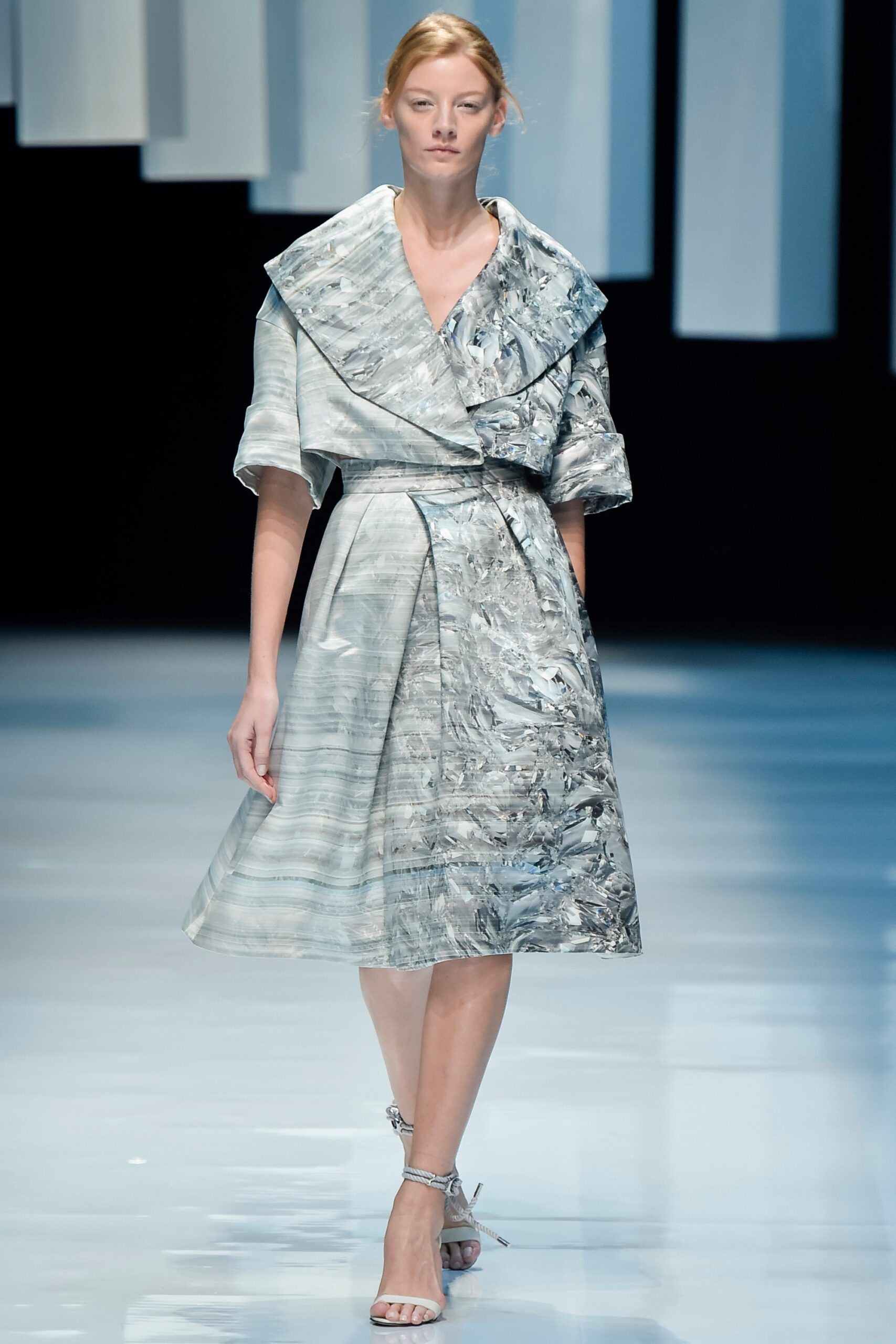 Hanae Mori Manuscrit Tokyo S/S 16 Look 56
