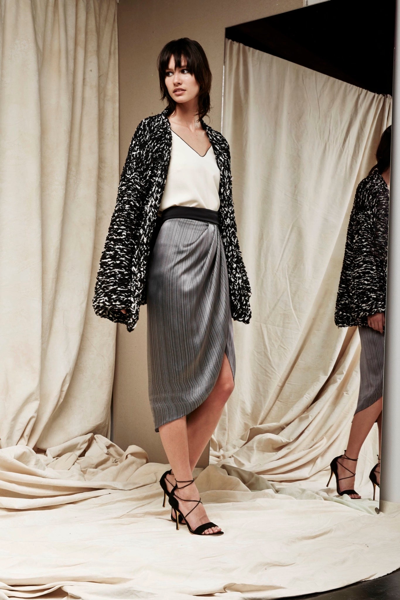 Hellessy Resort 16 Look 3
