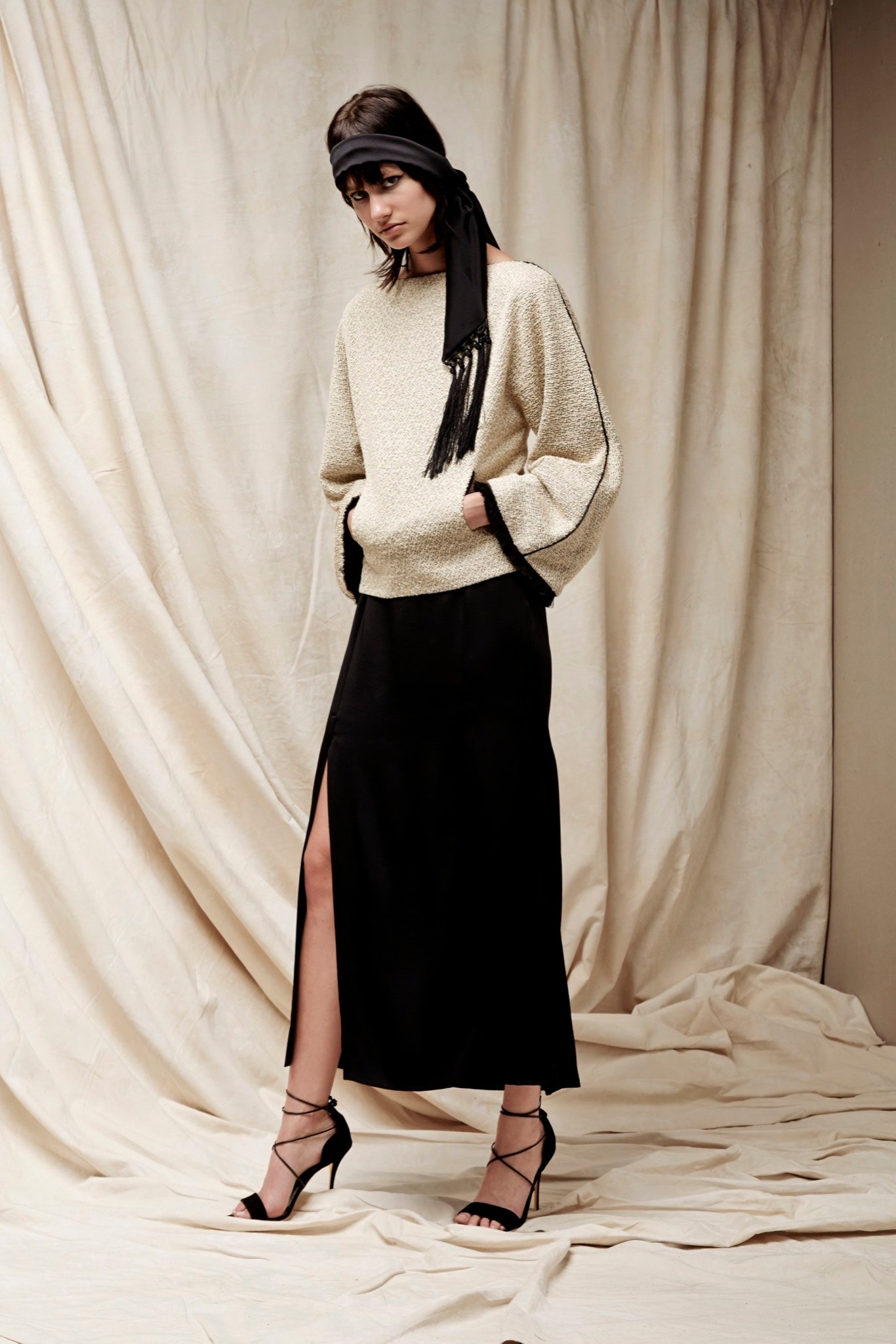 Hellessy Resort 16 Look 15