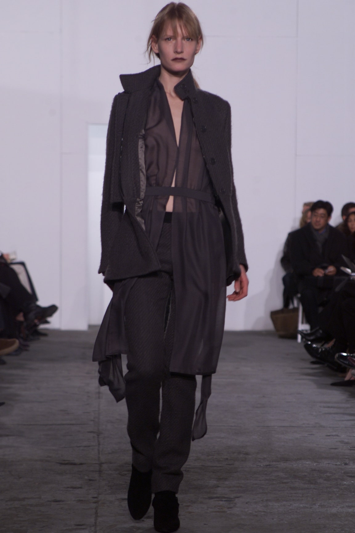 Helmut Lang F/W 01 Look 18