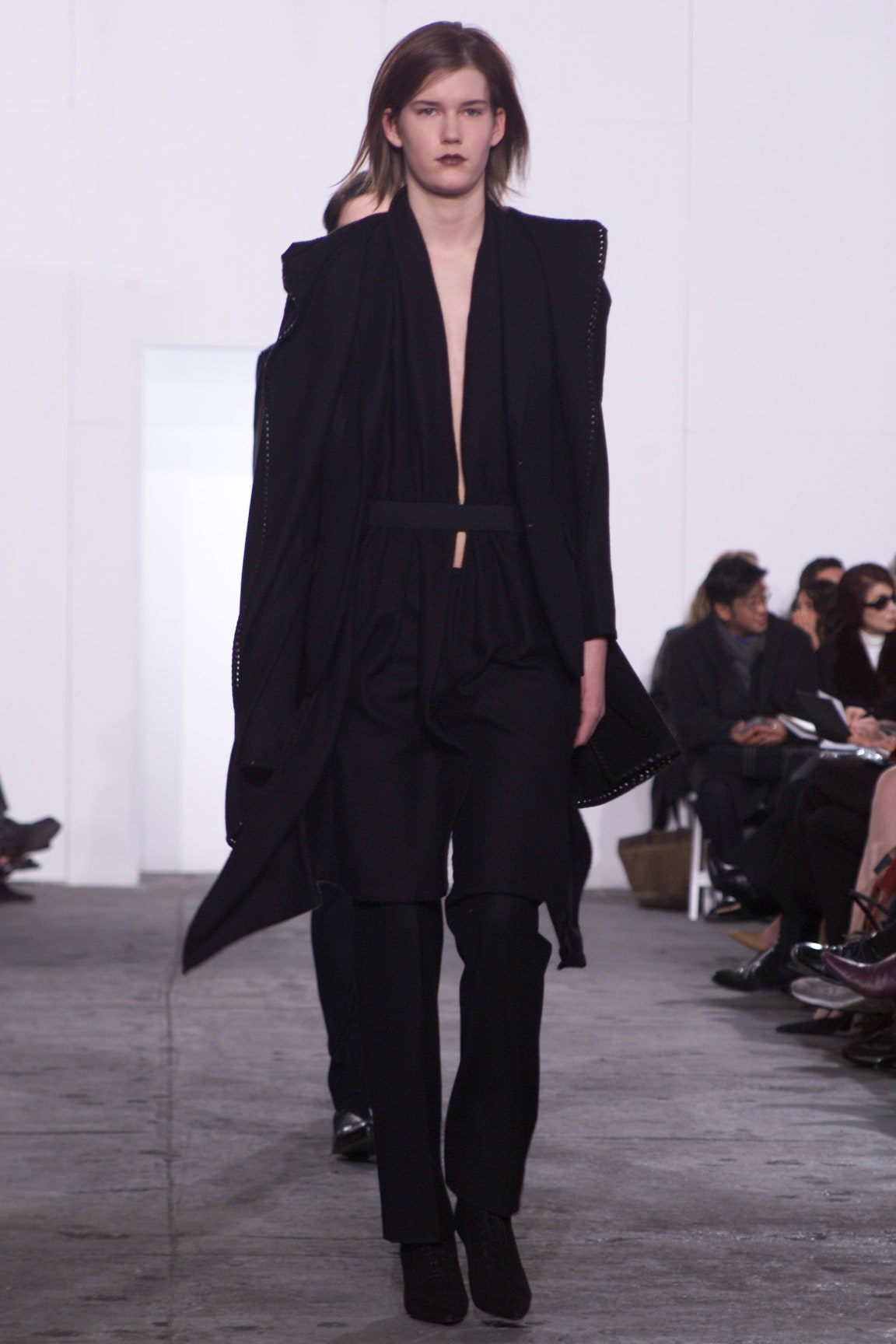 Helmut Lang F/W 01 Look 26