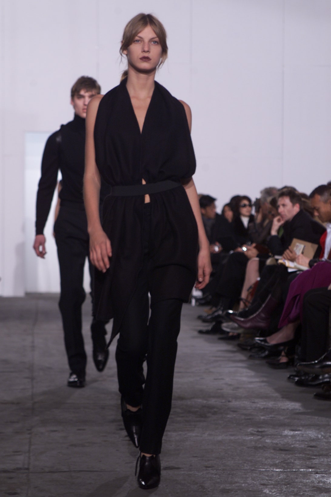 Helmut Lang F/W 01 Look 32