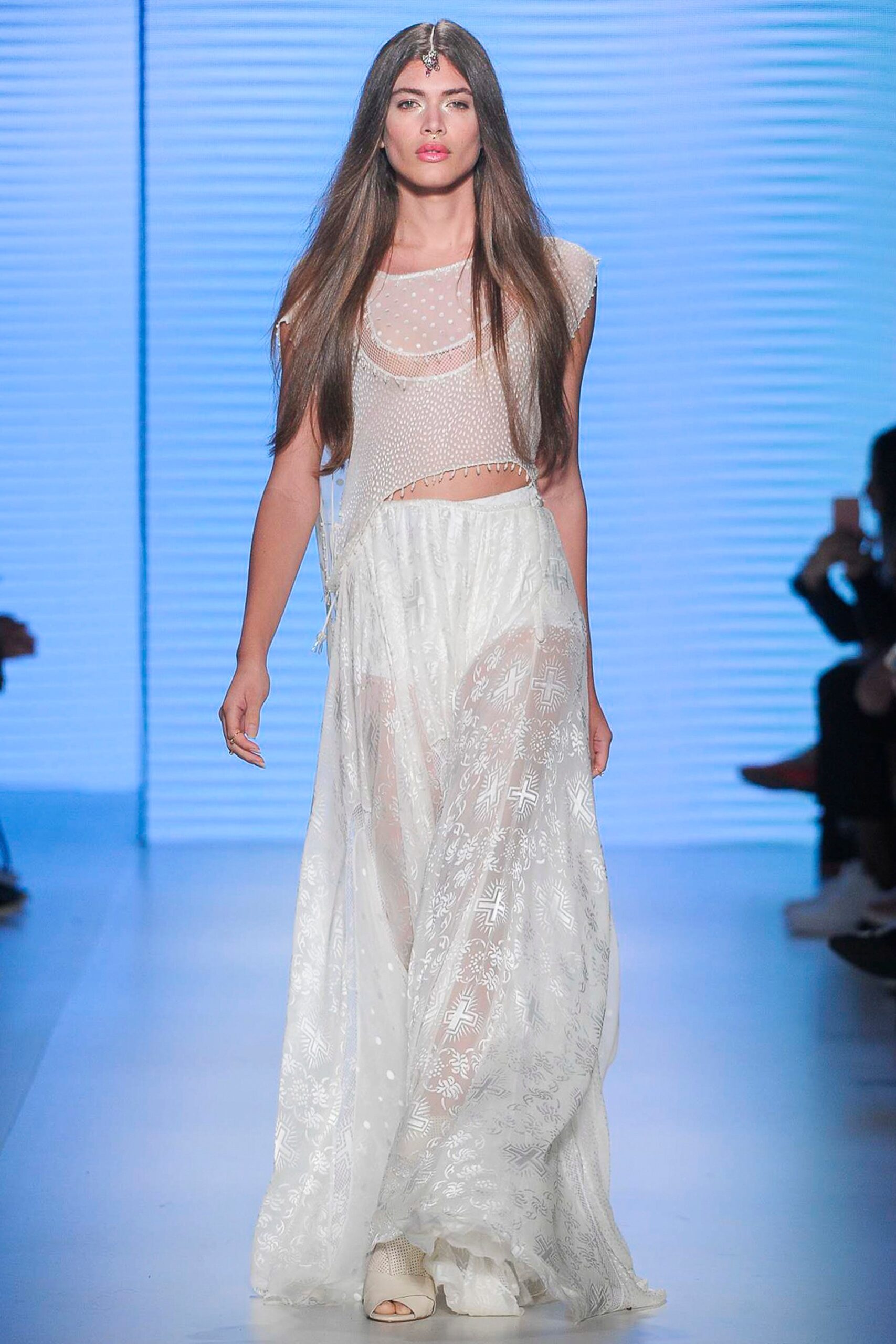 Helô Rocha Resort 17 Look 12