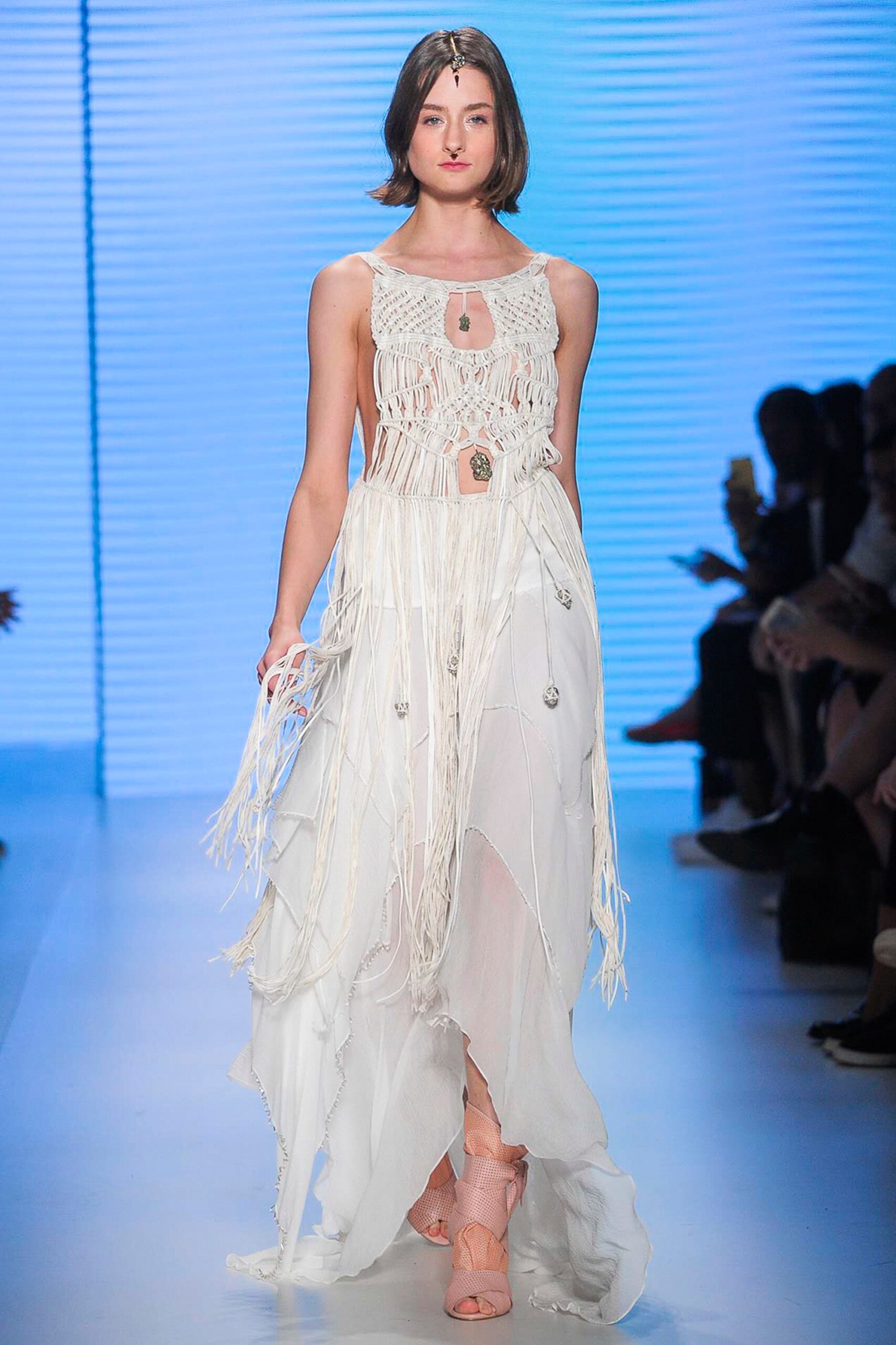 Helô Rocha Resort 17 Look 15