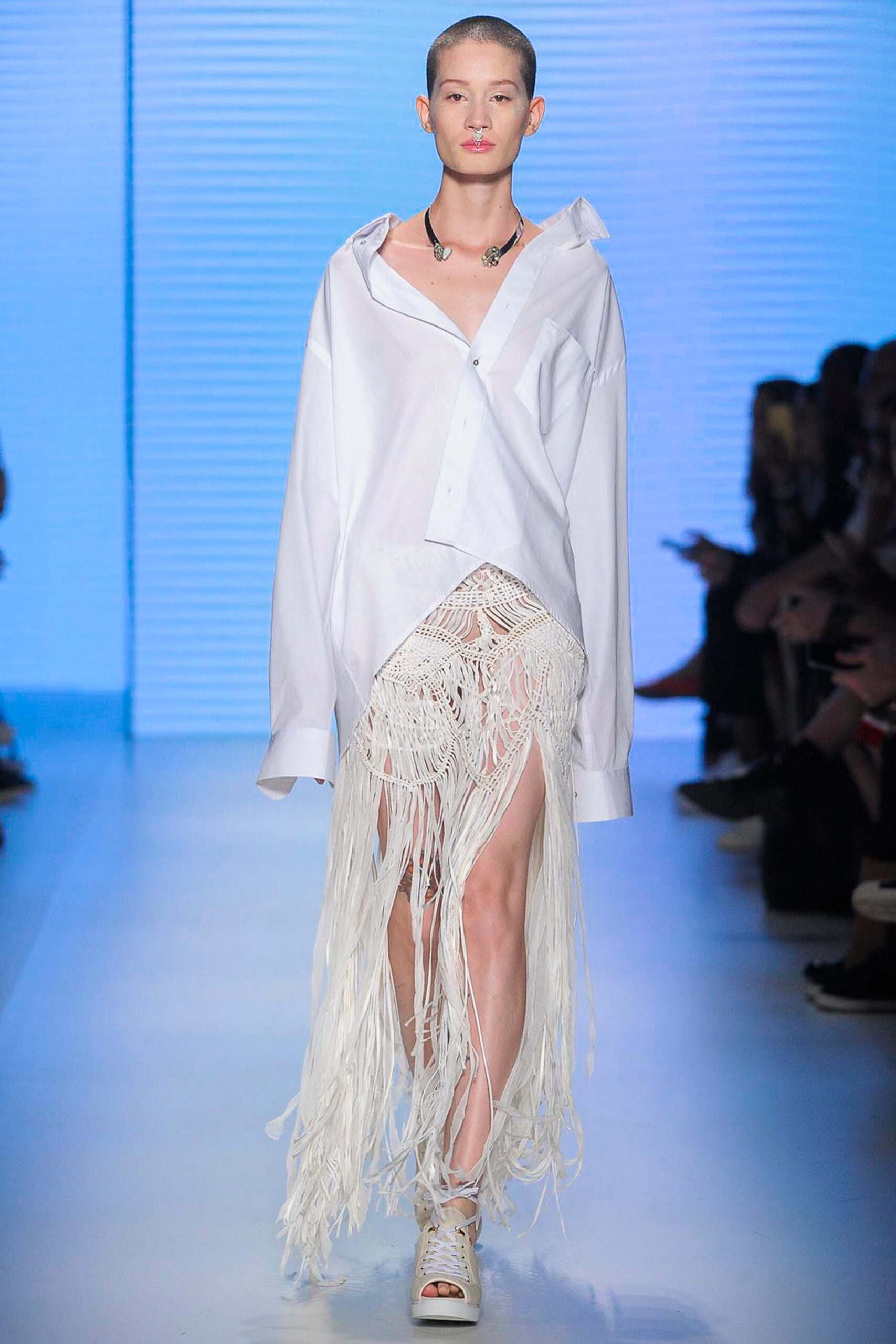 Helô Rocha Resort 17 Look 17