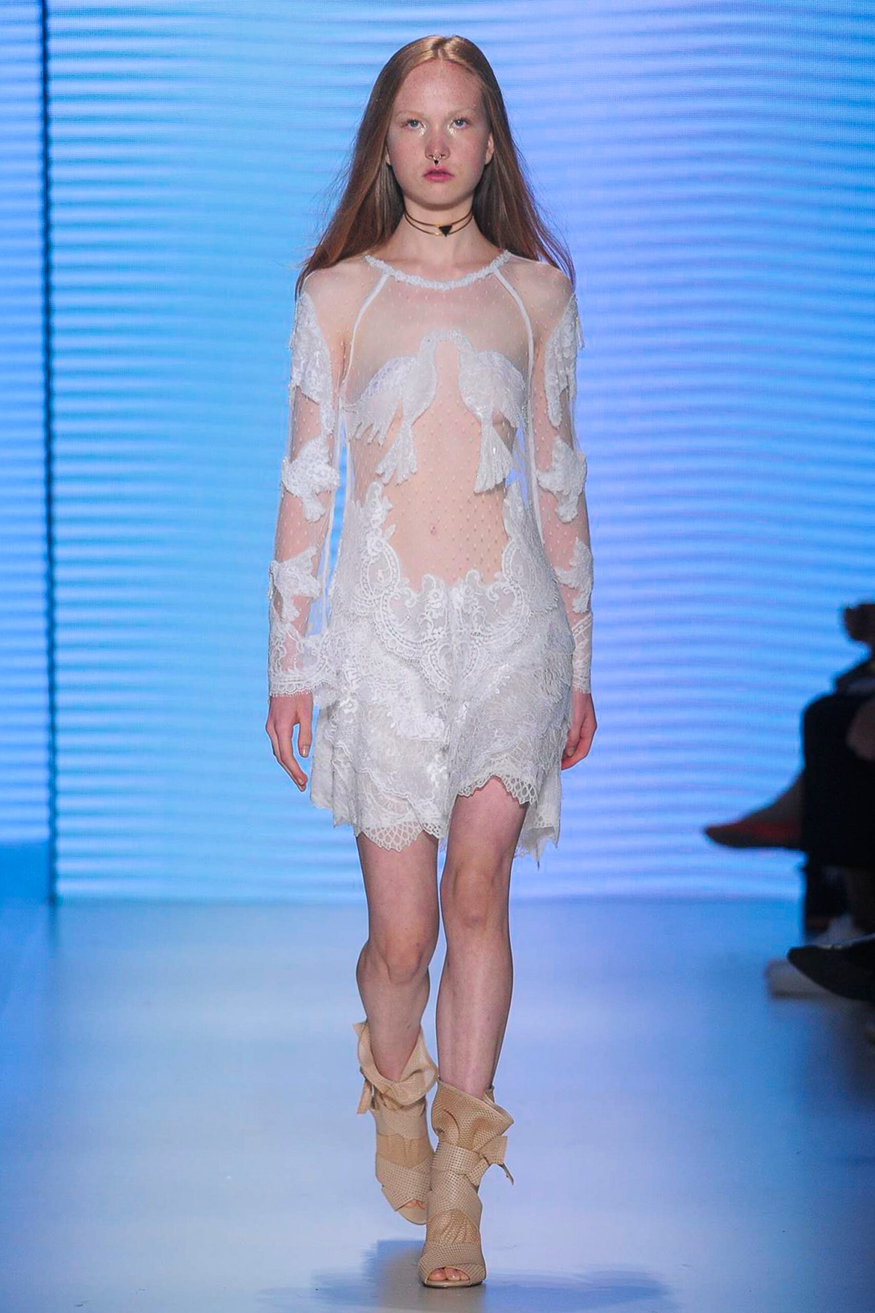 Helô Rocha Resort 17 Look 24