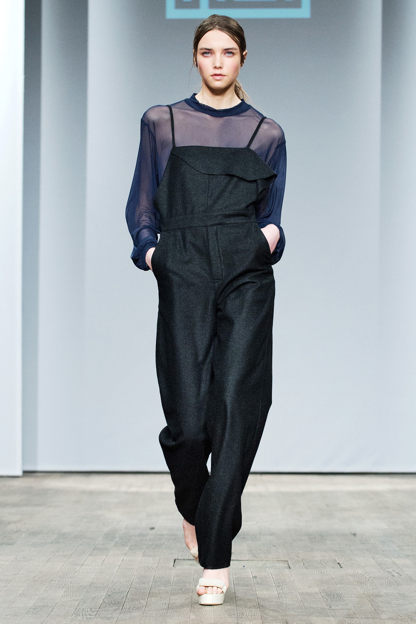 Hernández Cornet F/W 13 Look 12
