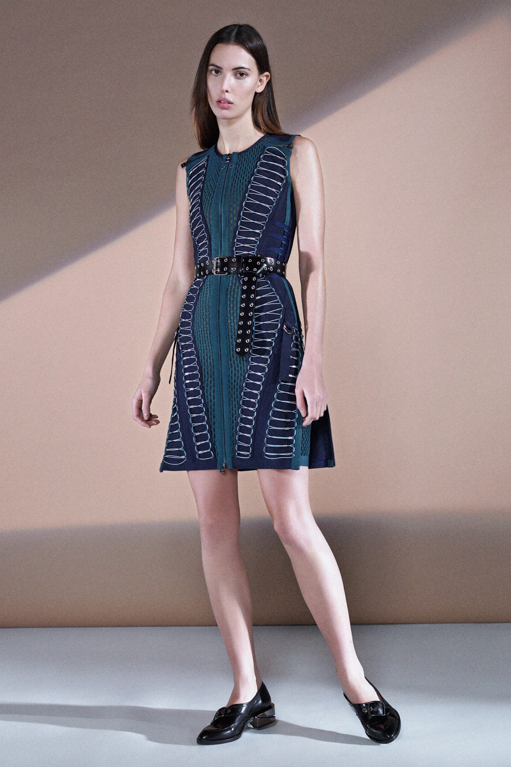 Hervé Léger by Max Azria F/W 16 Look 21