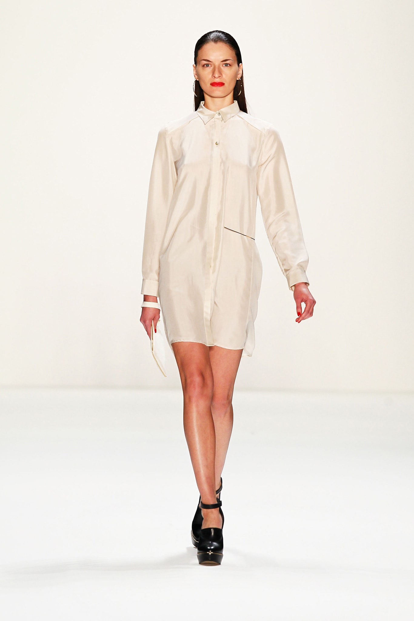 Hien Le F/W 13 Look 17