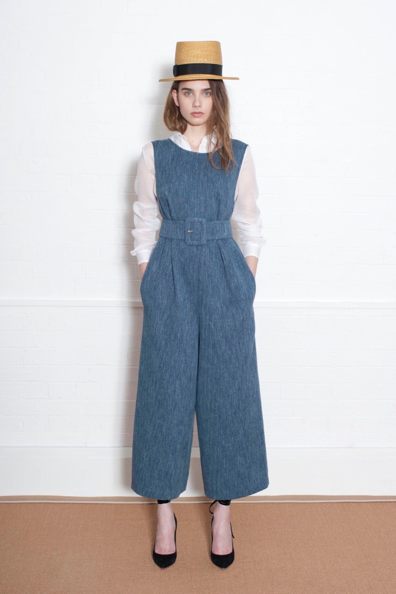 Isa Arfen Resort 16 Look 14
