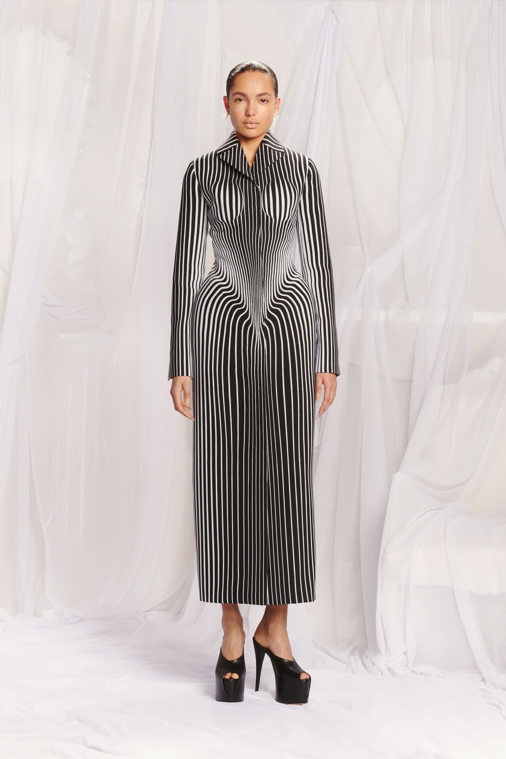 Jean Paul Gaultier S/S 22 Couture Look 1