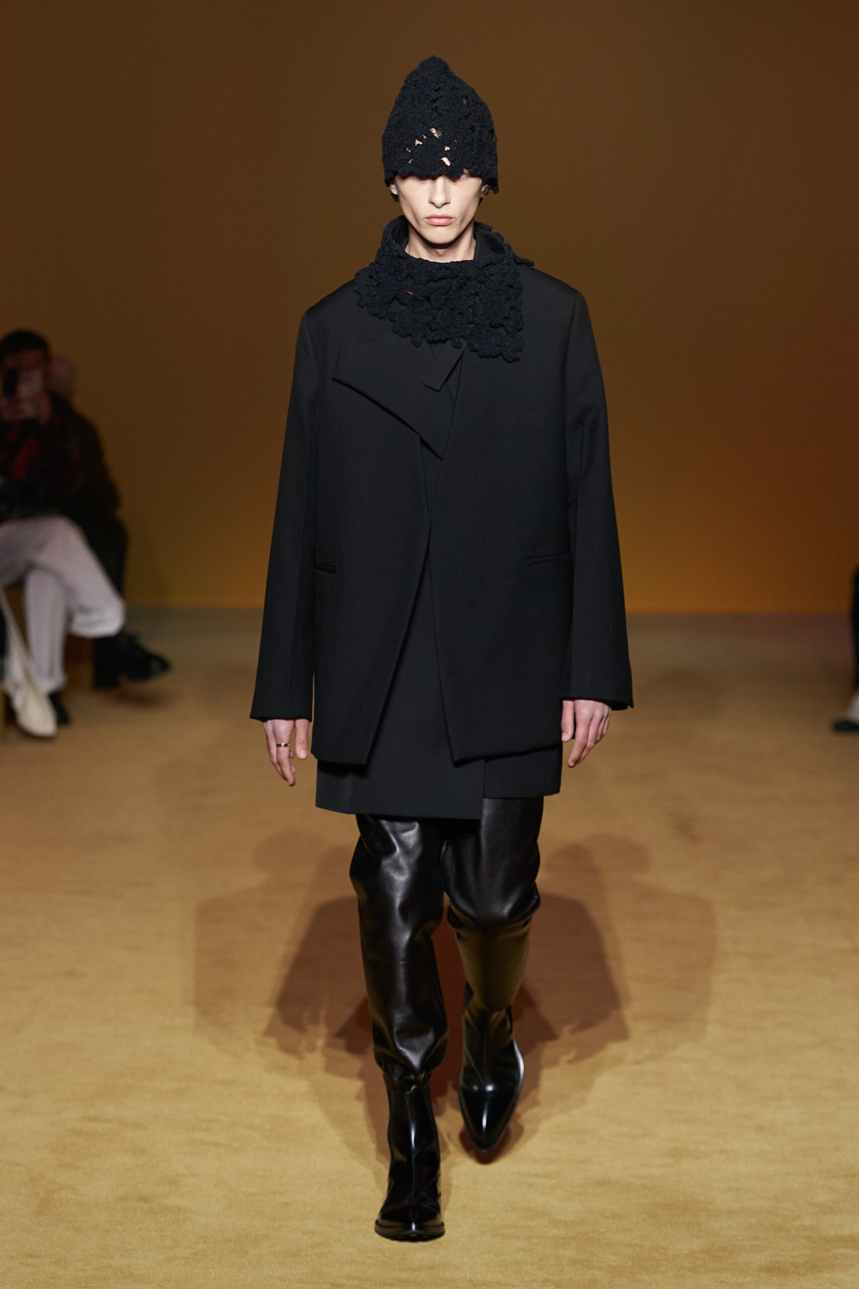 Jil Sander F/W 22 Menswear Look 1
