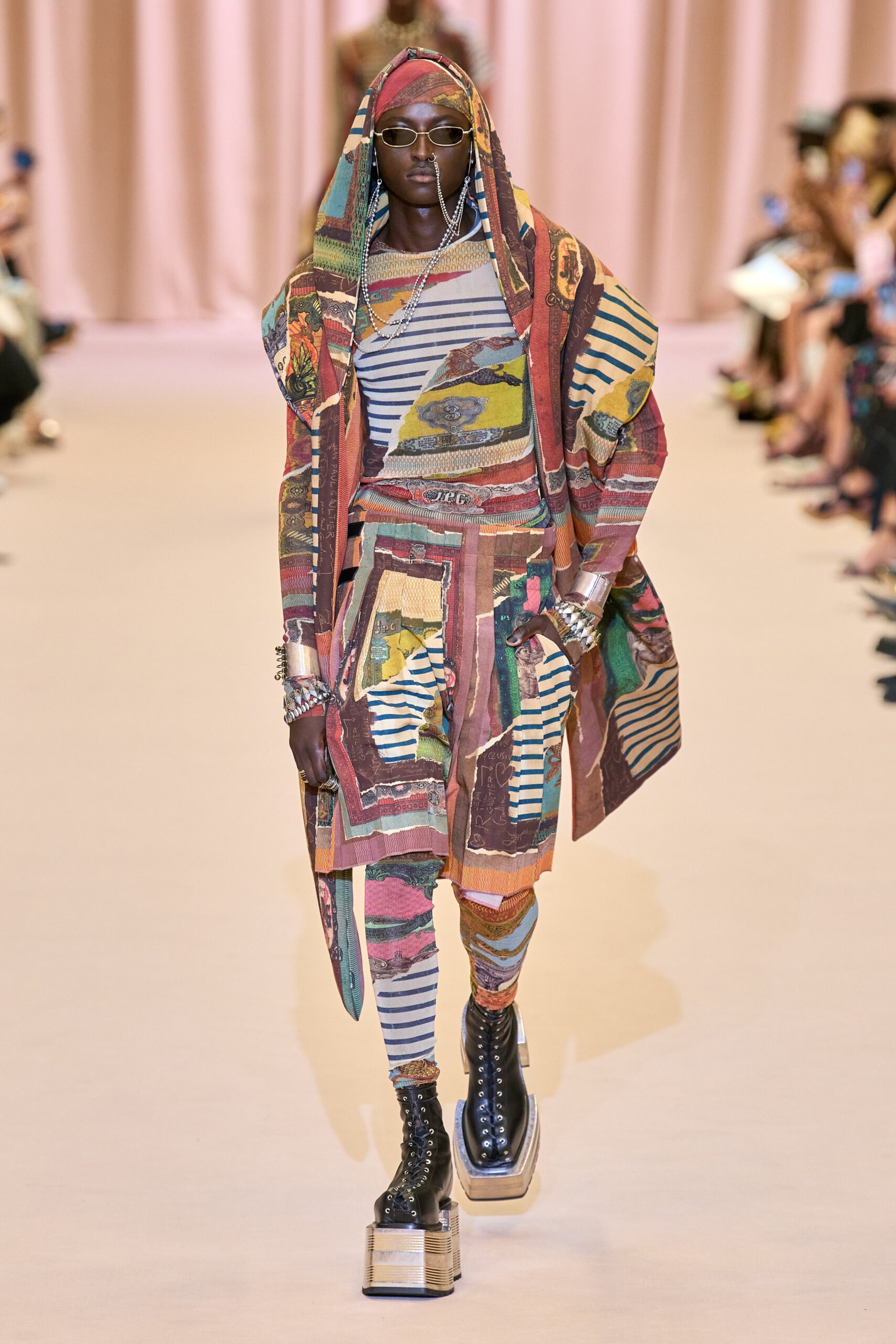 Jean Paul Gaultier F/W 22 Couture Look 1