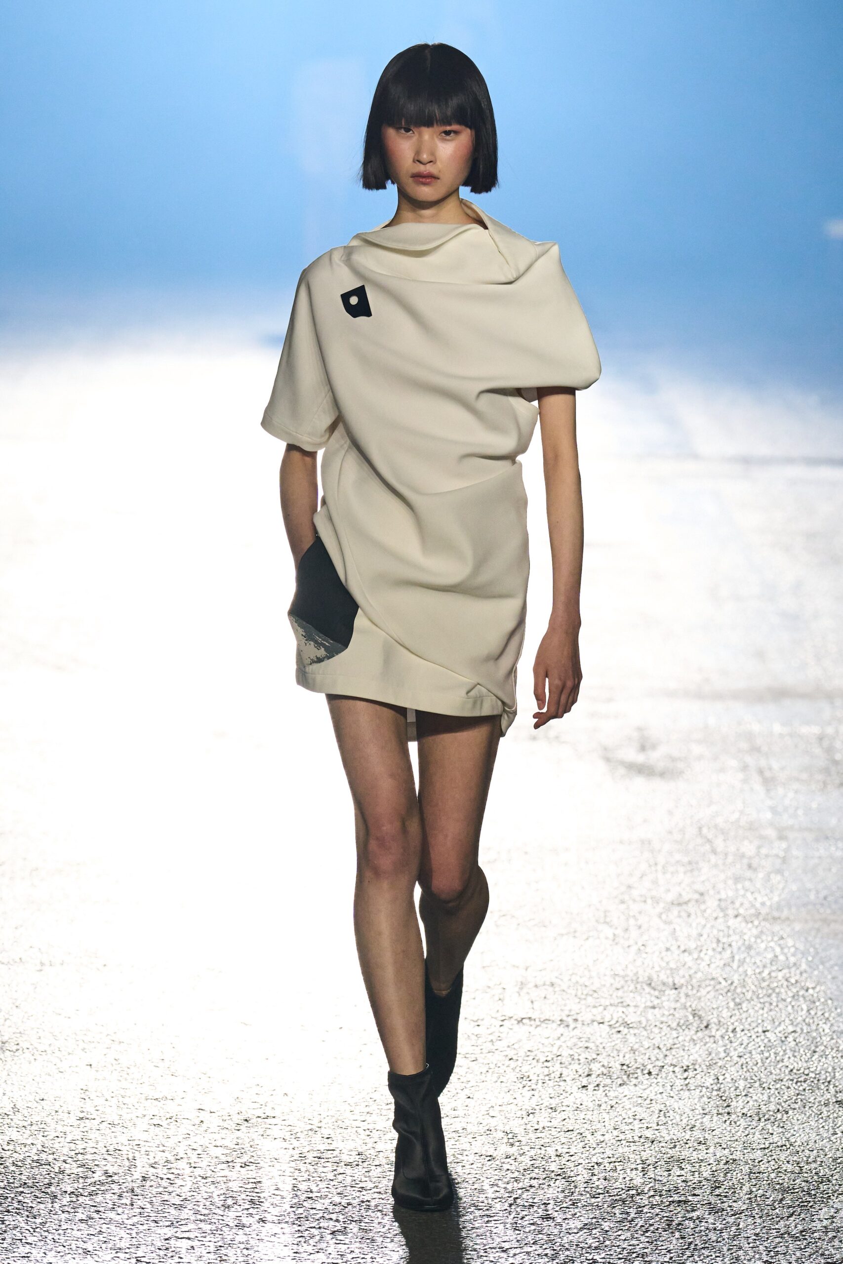 Issey Miyake S/S 23 Look 3