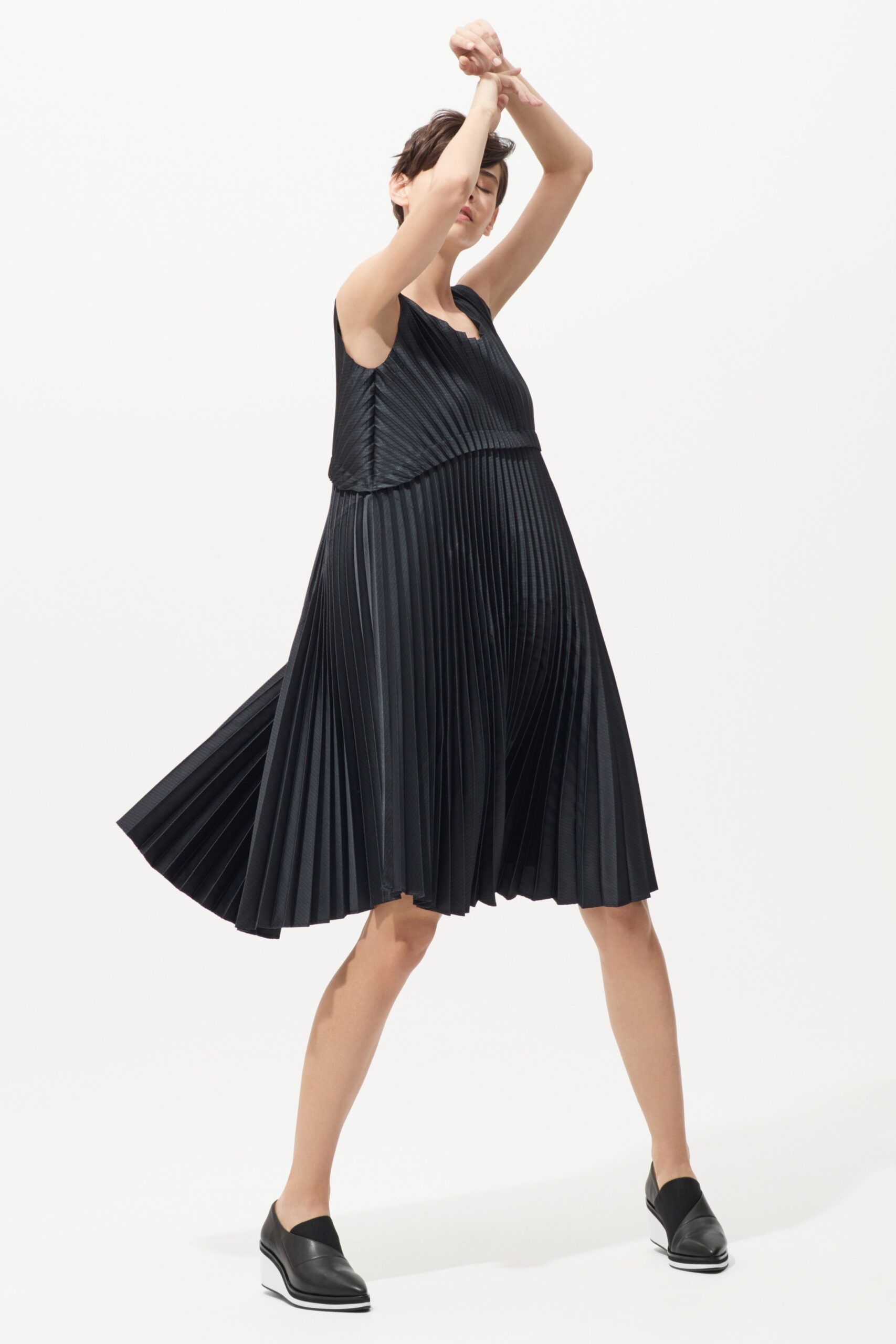 Issey Miyake Resort 19 Look 3