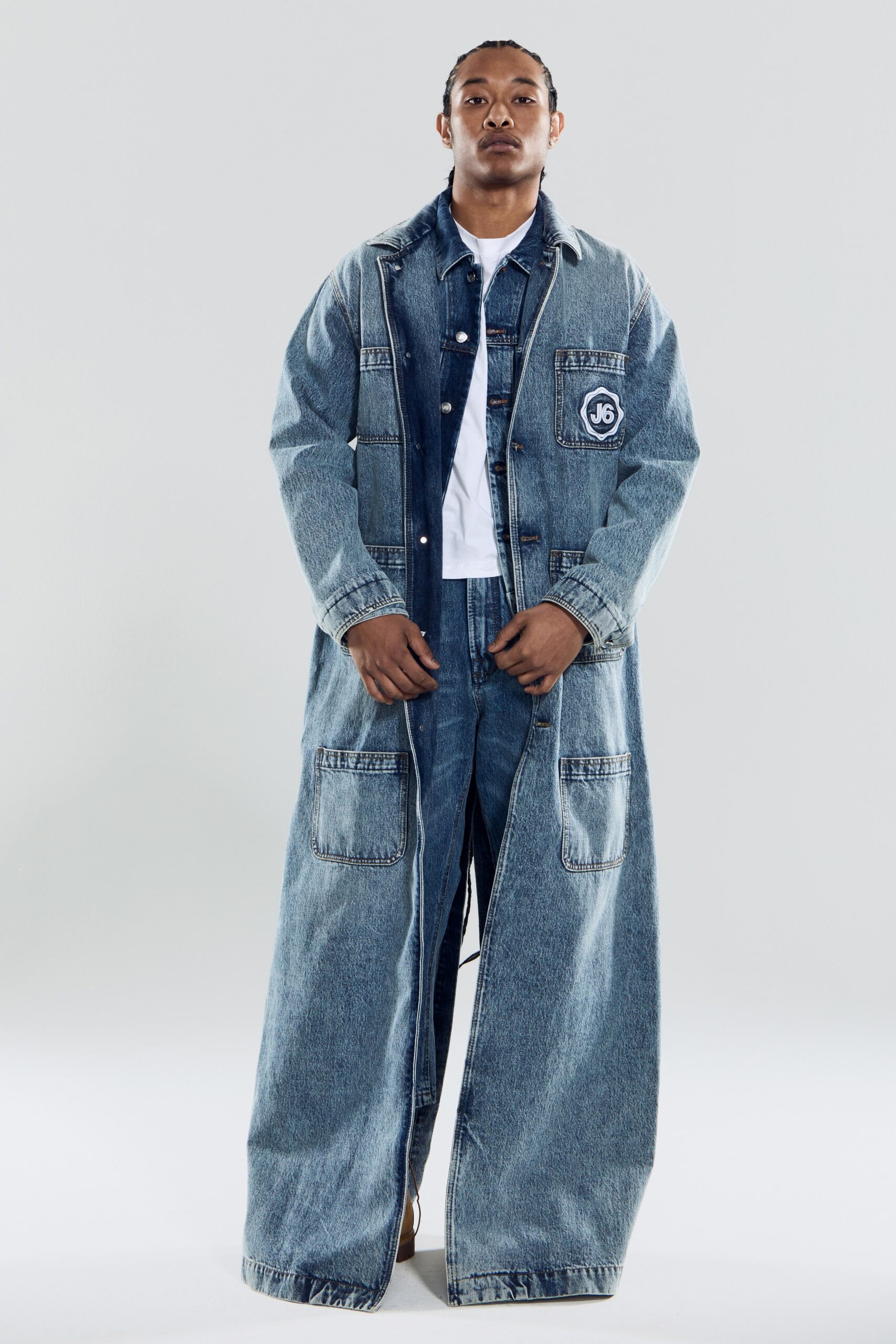 J6 F/W 23 Look 3