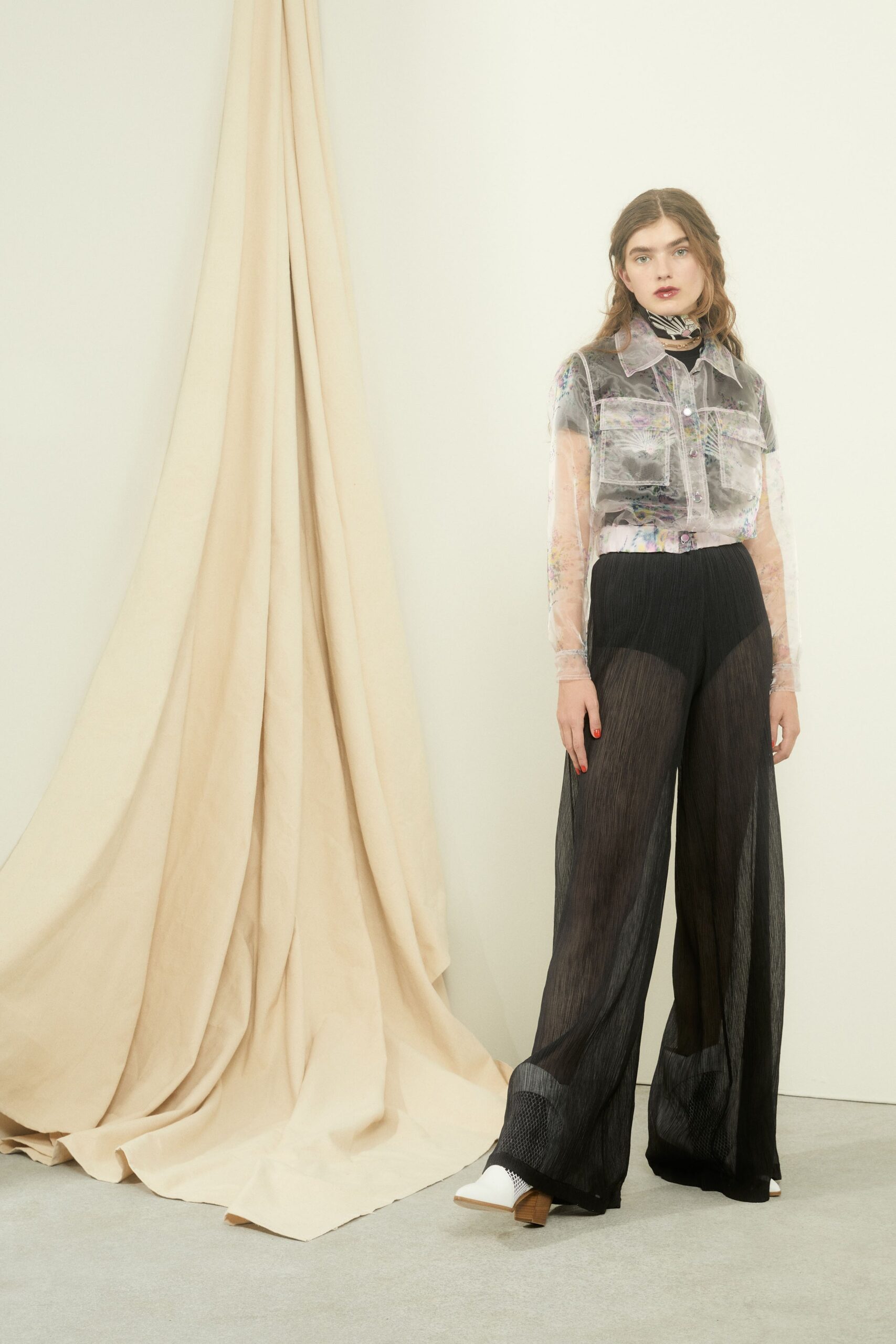 Jill Stuart Resort 19 Look 6