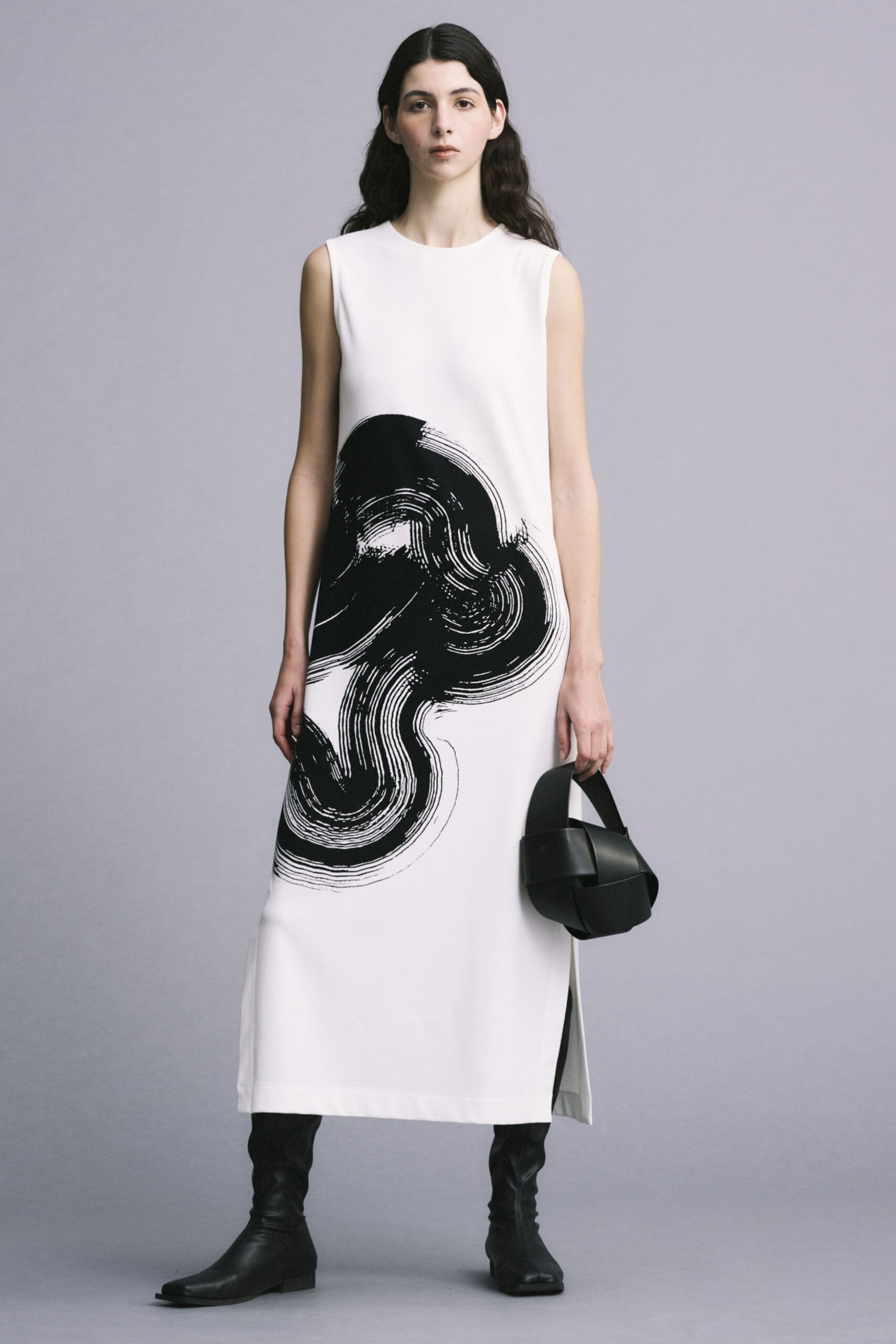 Issey Miyake F/W 22 Look 7