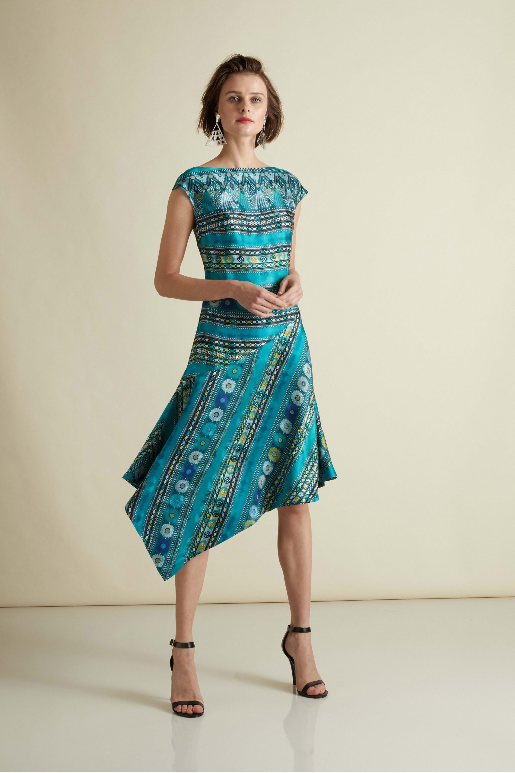 Josie Natori Resort 20 Look 8
