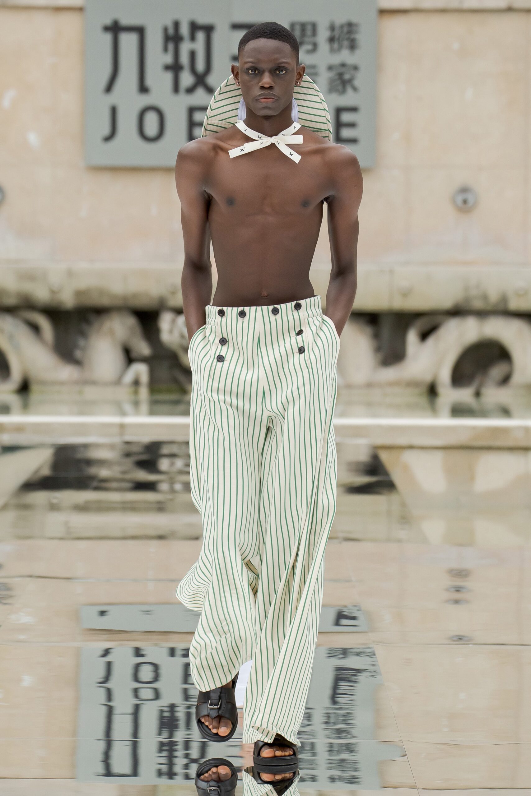 JOEONE S/S 22 Menswear Look 9